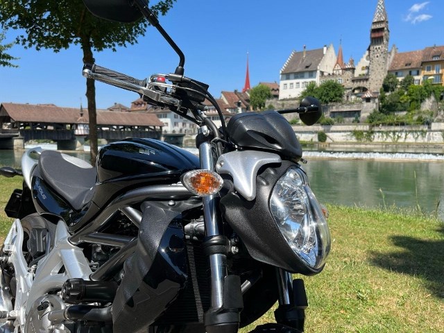 SUZUKI SFV 650 Gladius ABS-image-2