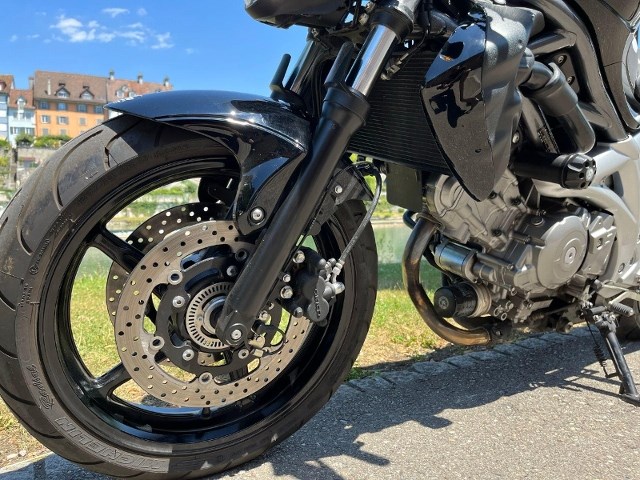 SUZUKI SFV 650 Gladius ABS-image-3