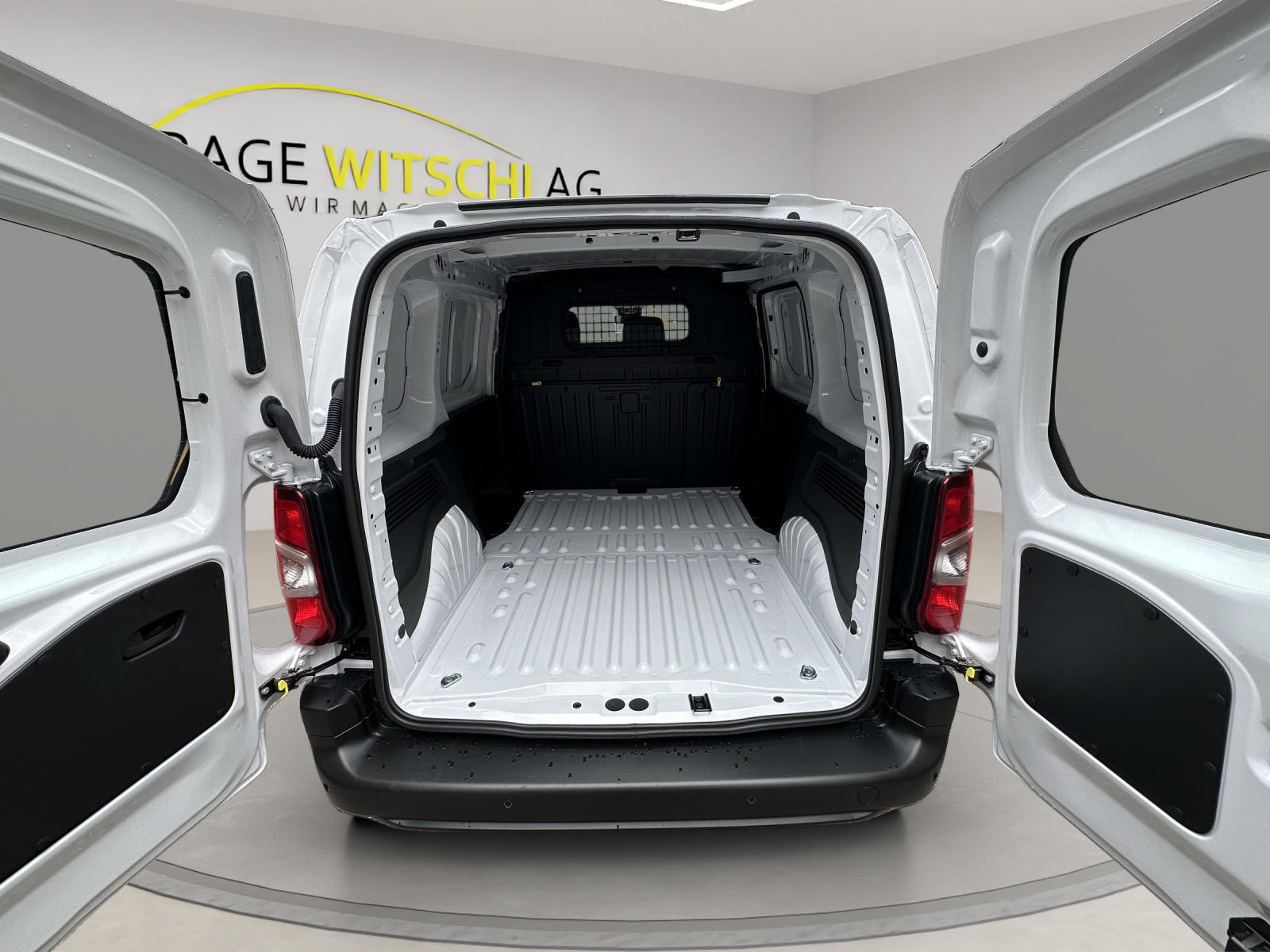 OPEL Combo Cargo 2.0 t 1.2 S/S Facelift-image-10