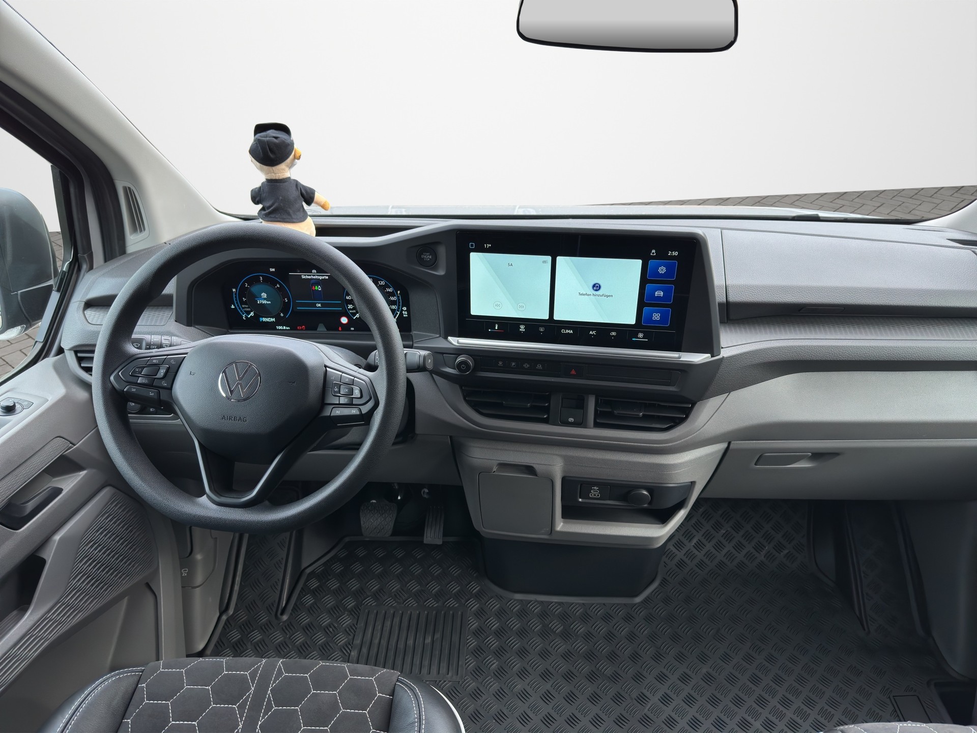 VW Transporter 2.0 TDI 4Motion Automat-image-12