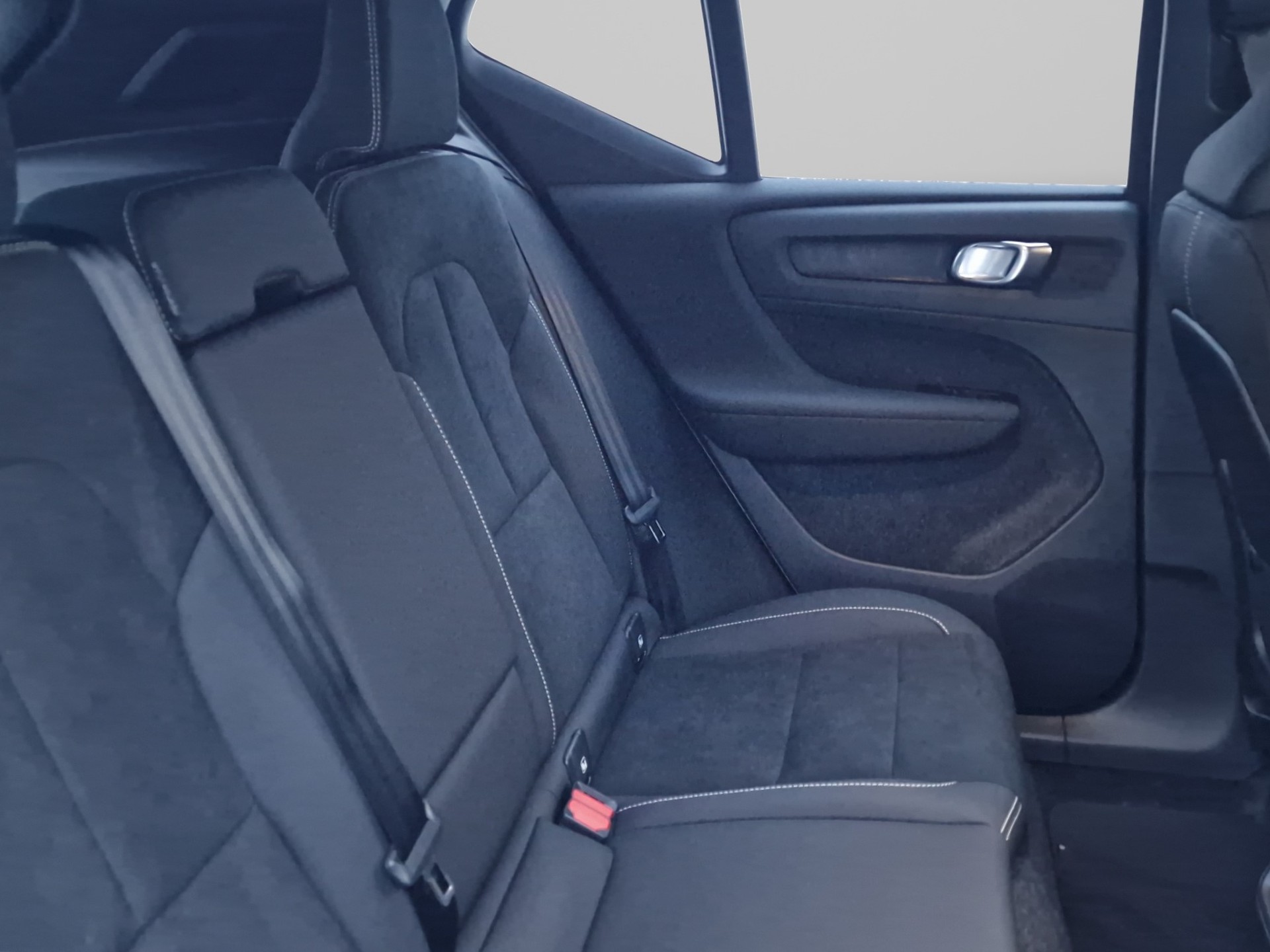VOLVO EX40 Twin Plus AWD-image-14