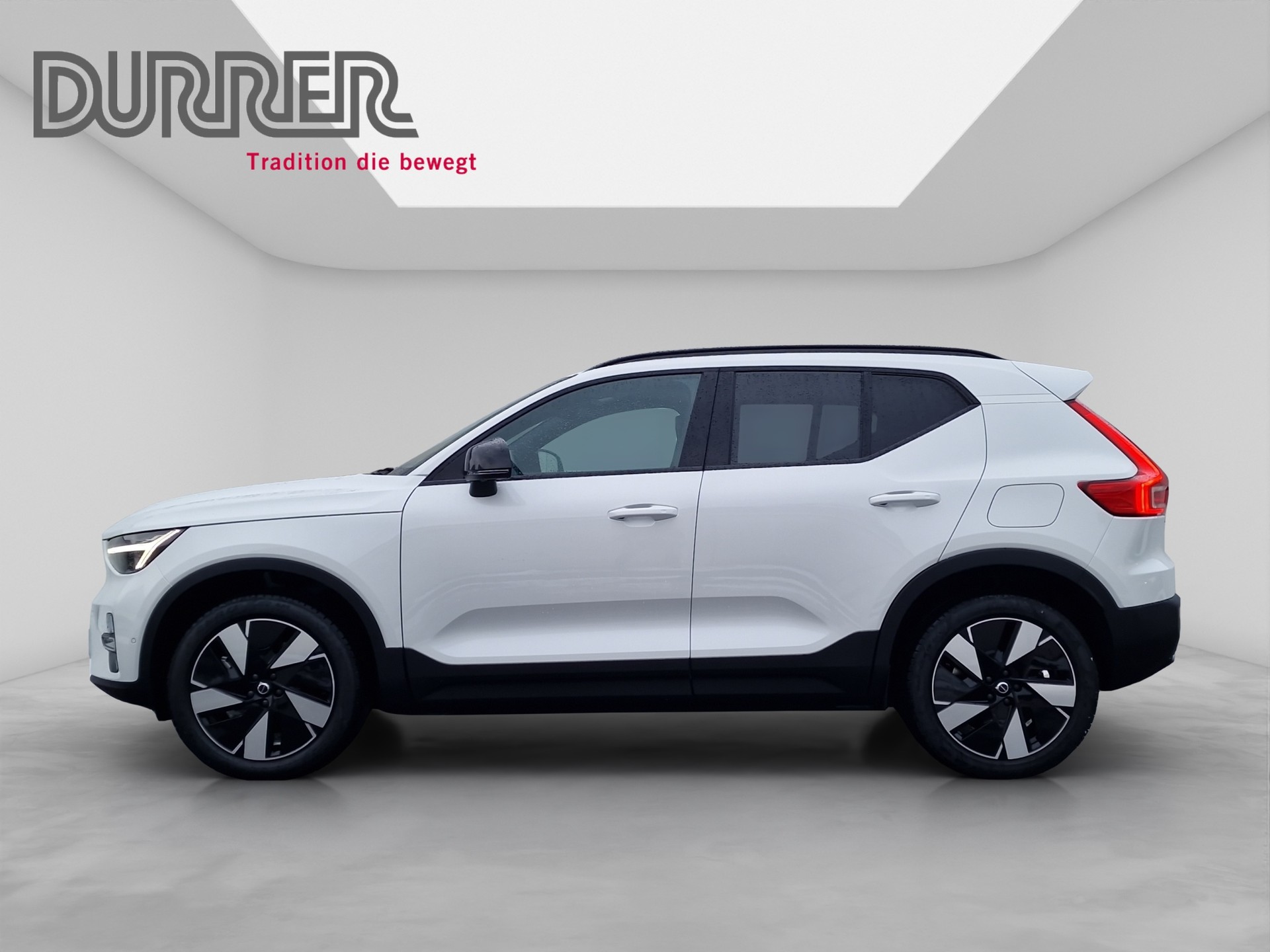 VOLVO EX40 Twin Plus AWD-showroom-element-1