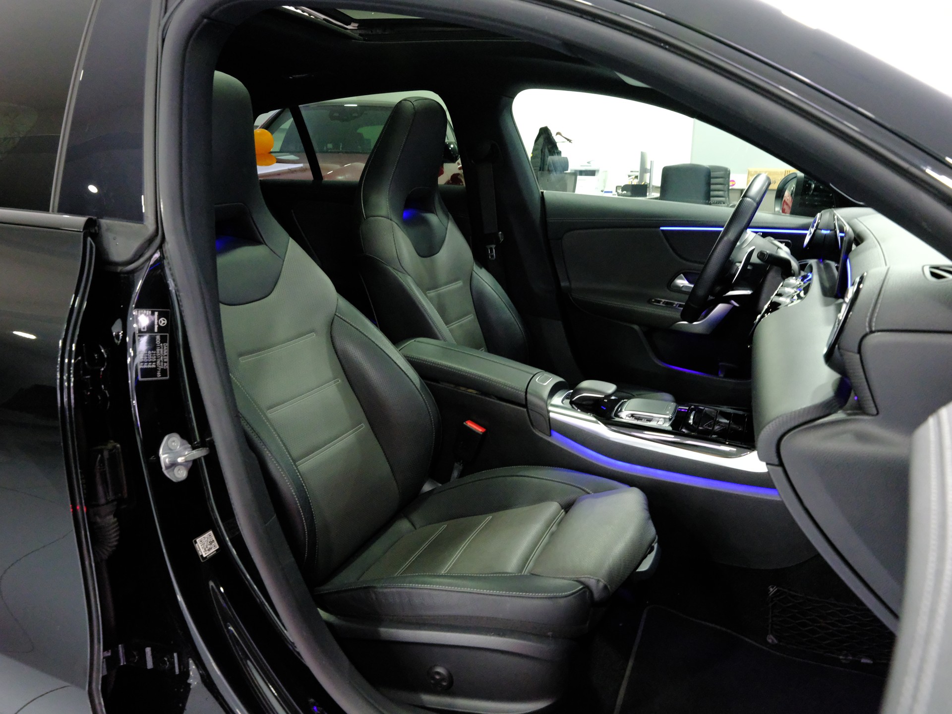 MERCEDES-BENZ CLA Shooting Brake 35 AMG 4Matic 7G-DCT-image-13