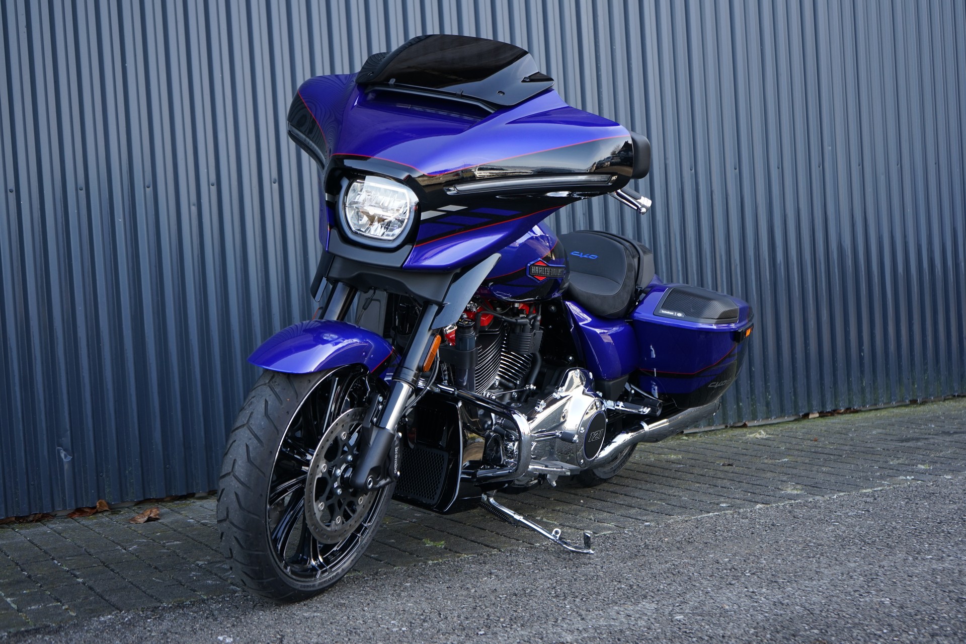 HARLEY-DAVIDSON FLHXSE Street Glide CVO 121-image-2