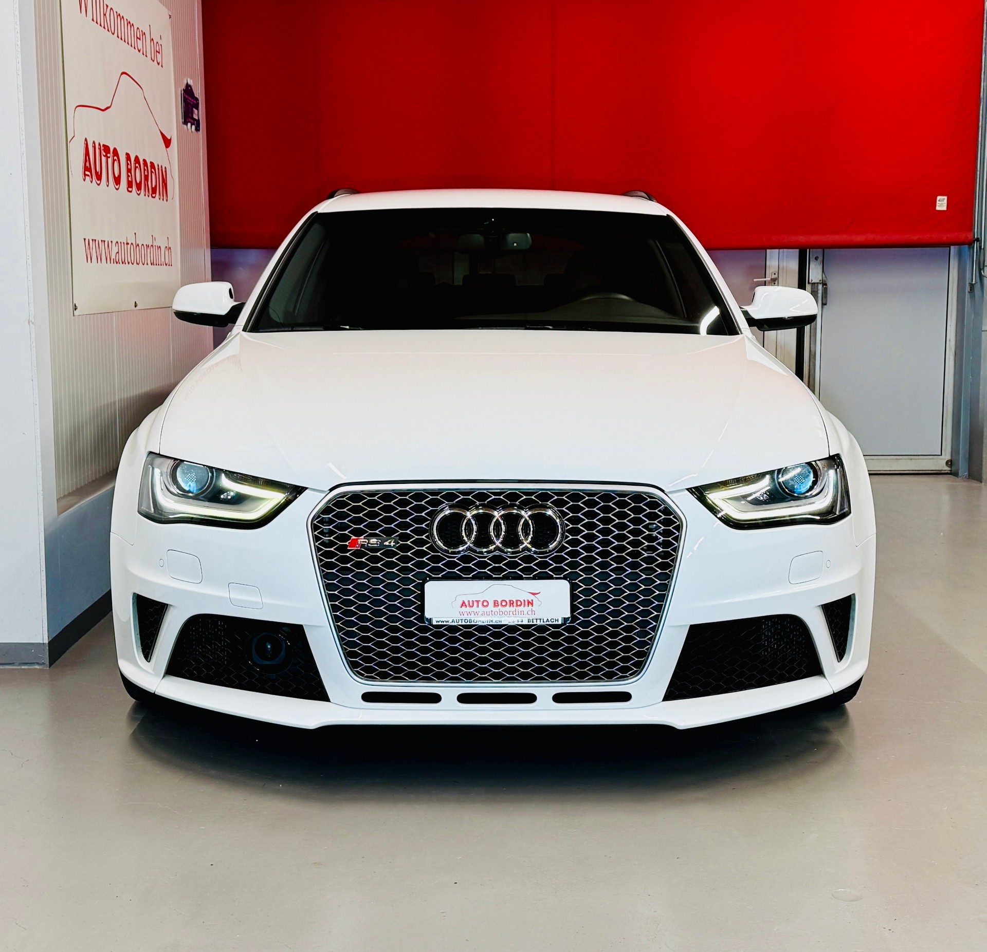 AUDI RS4 Avant 4.2 FSI V8 quattro S-tronic „Ibisweiss“ 1. LACK!-image-2