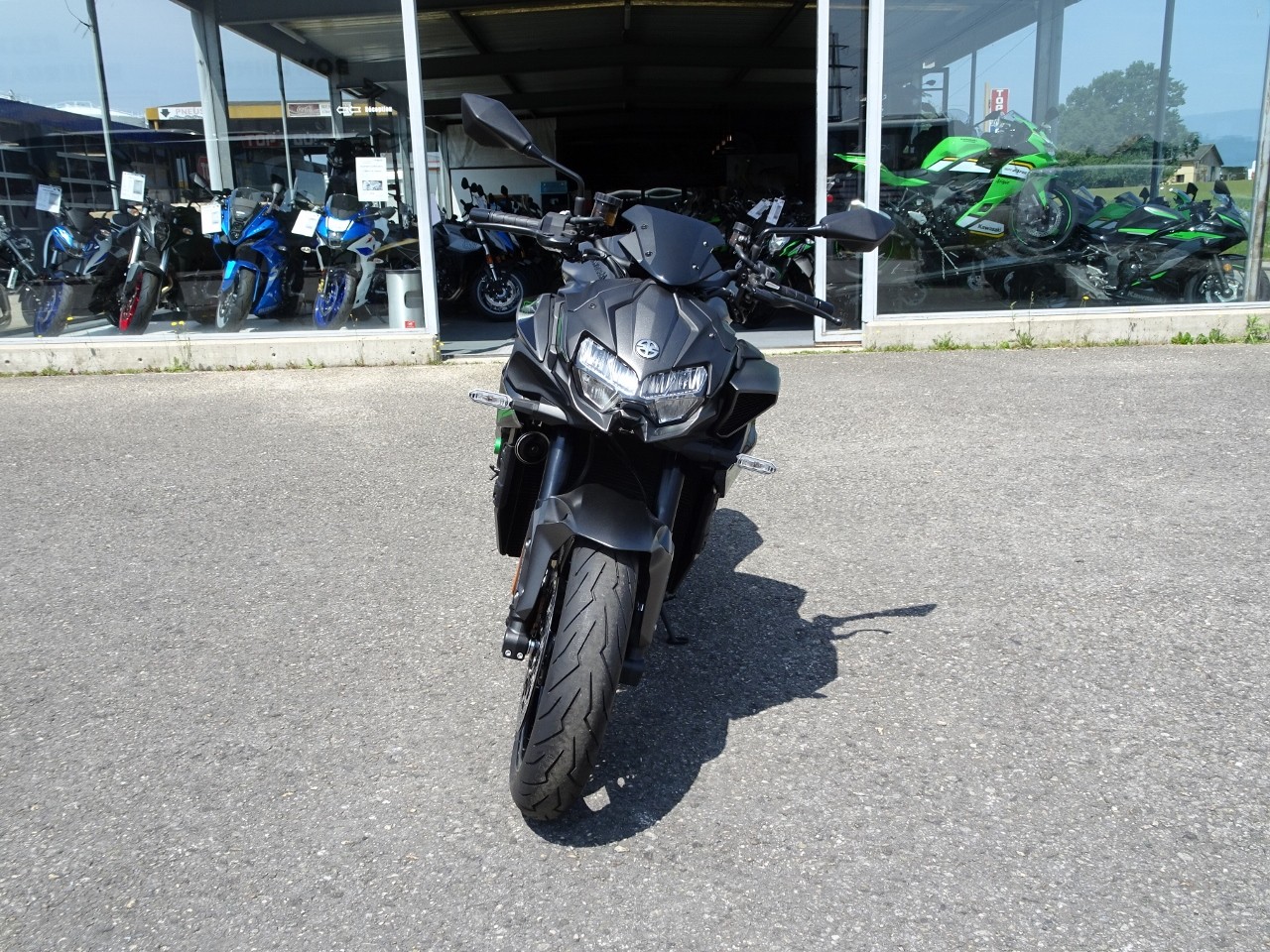 KAWASAKI Z H2-showroom-element-2