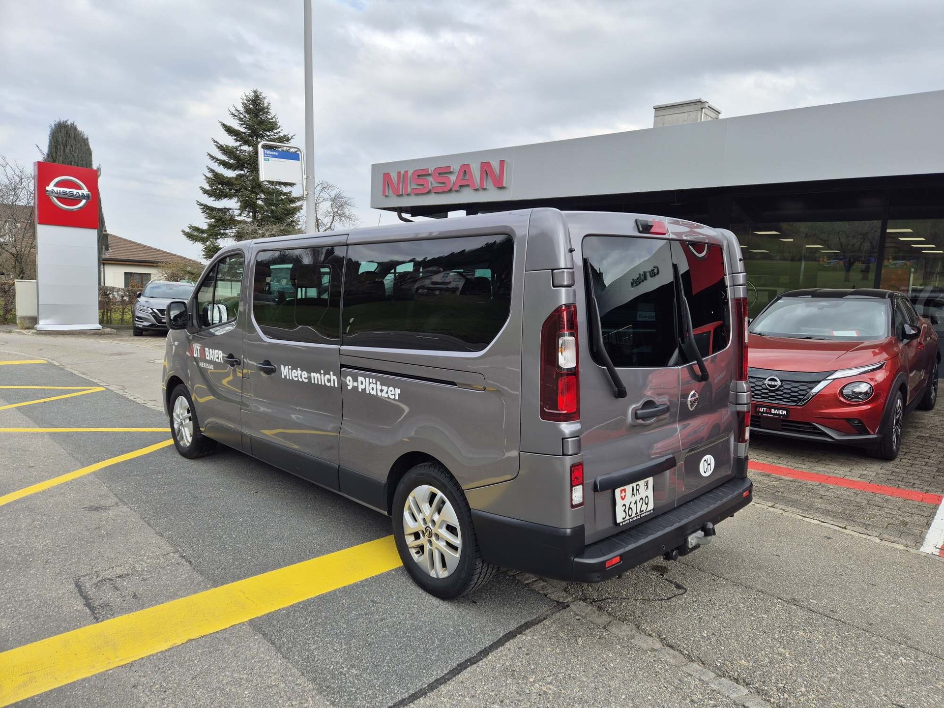 NISSAN NV300 Kombi 2.9 t L2 H1 2.0 dCi 170 TwinTurbo Premium 9P-showroom-element-1