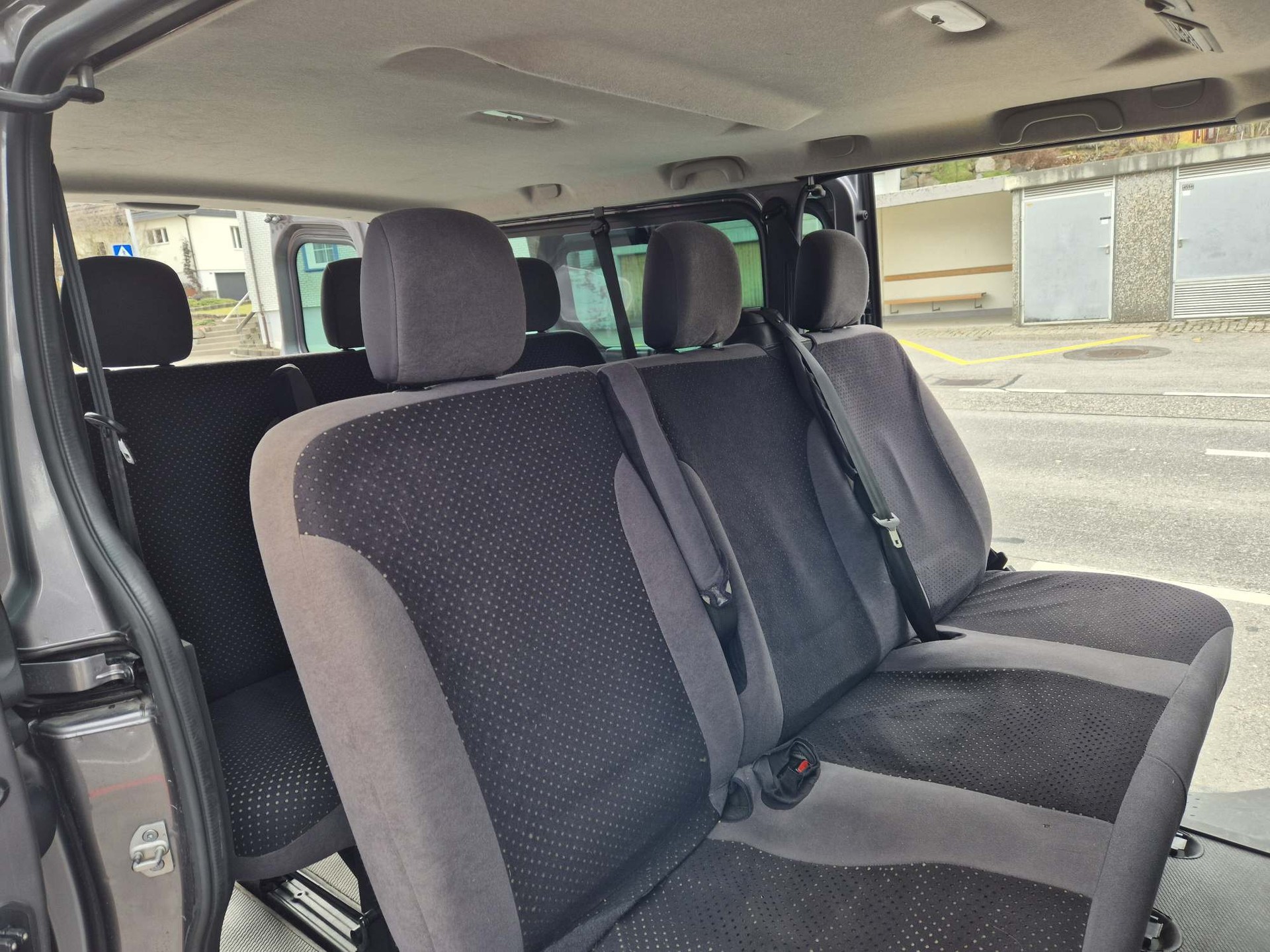 NISSAN NV300 Kombi 2.9 t L2 H1 2.0 dCi 170 TwinTurbo Premium 9P-image-9
