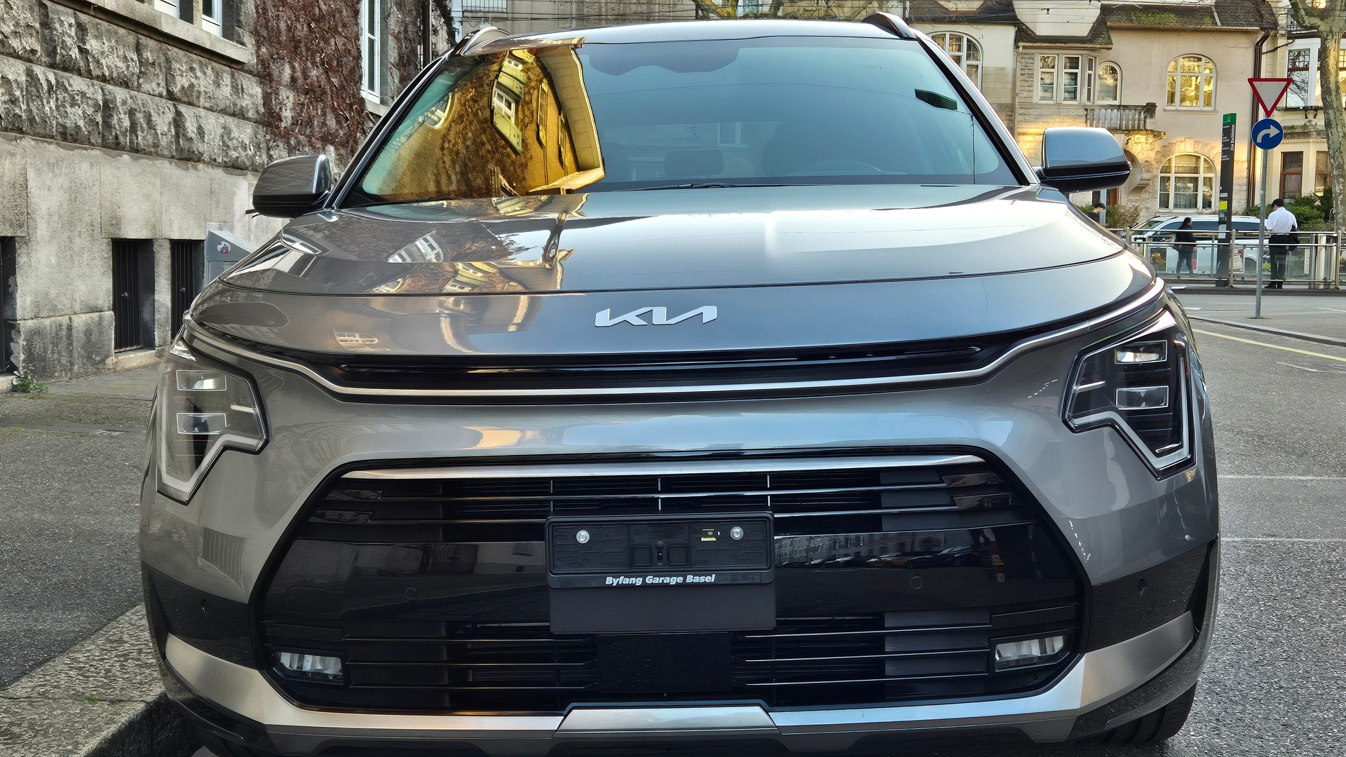 KIA Niro 1.6GDi Hybrid Style DCT-image-7