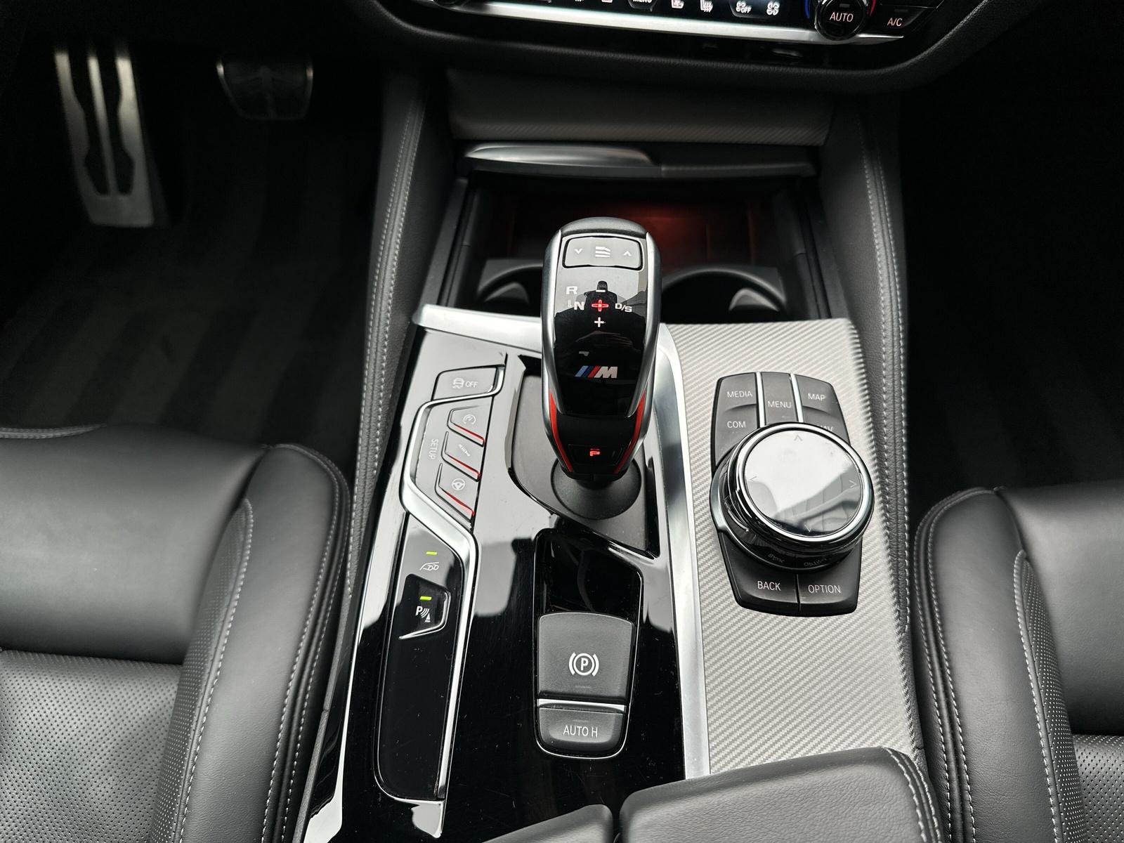 BMW M5 xDrive V8 M Sport F90 (CH)-image-19