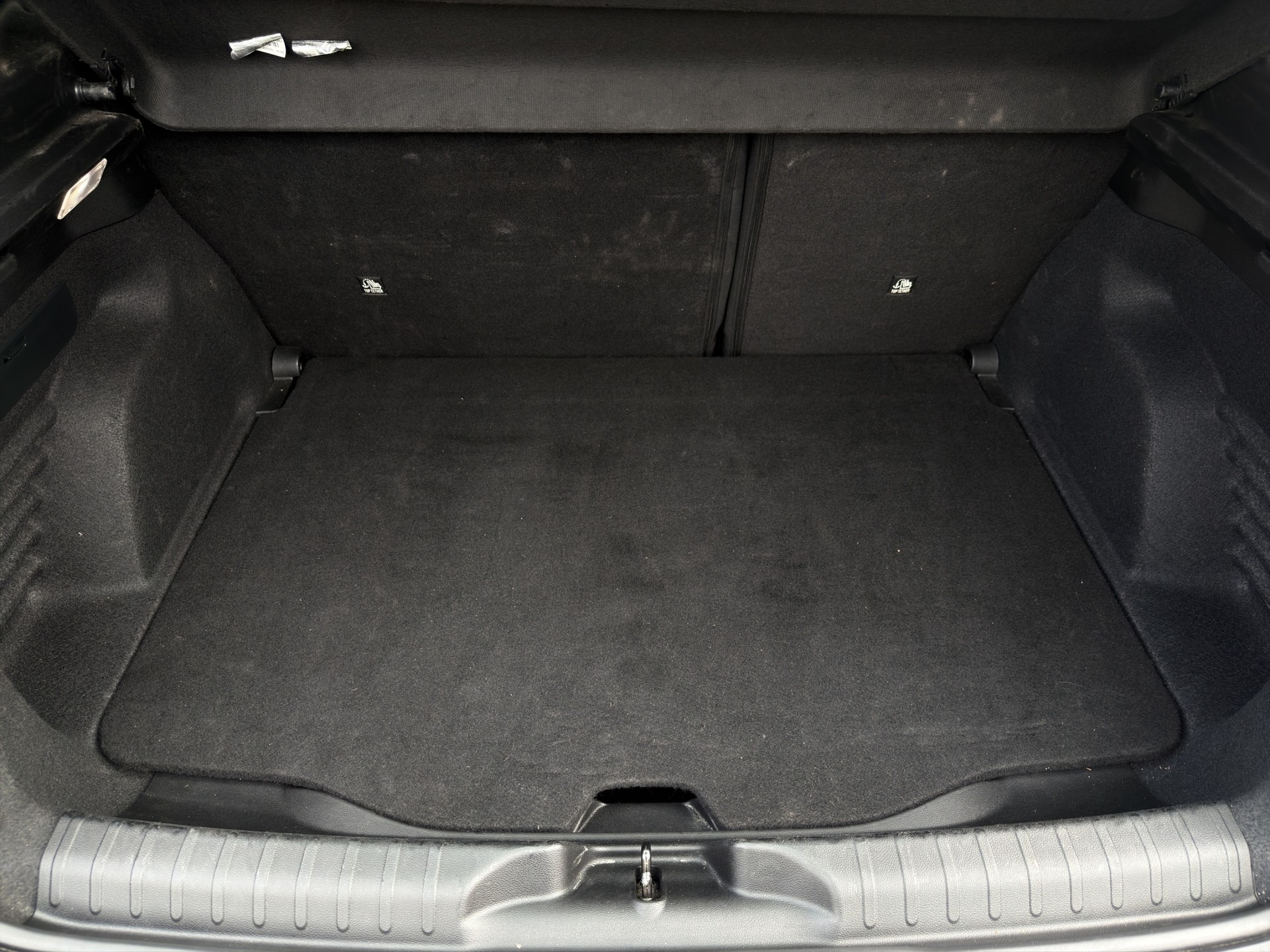 FIAT 600 1.2 Hybrid 145 Cult-image-17