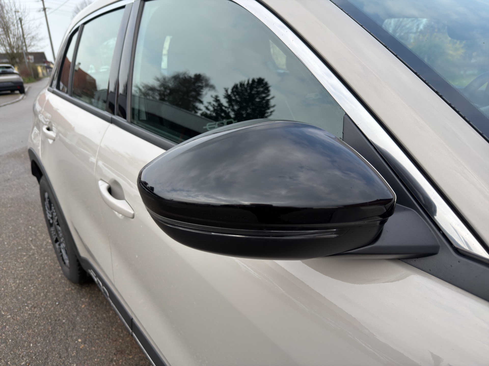 FIAT 600 1.2 Hybrid 145 Cult-image-24