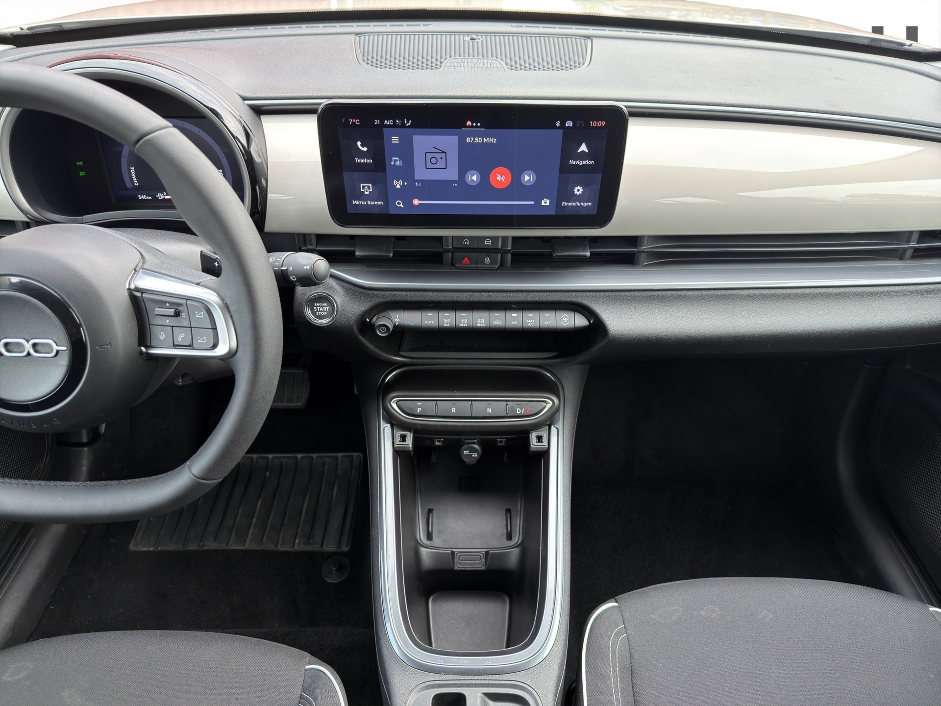 FIAT 600 1.2 Hybrid 145 Cult-image-15