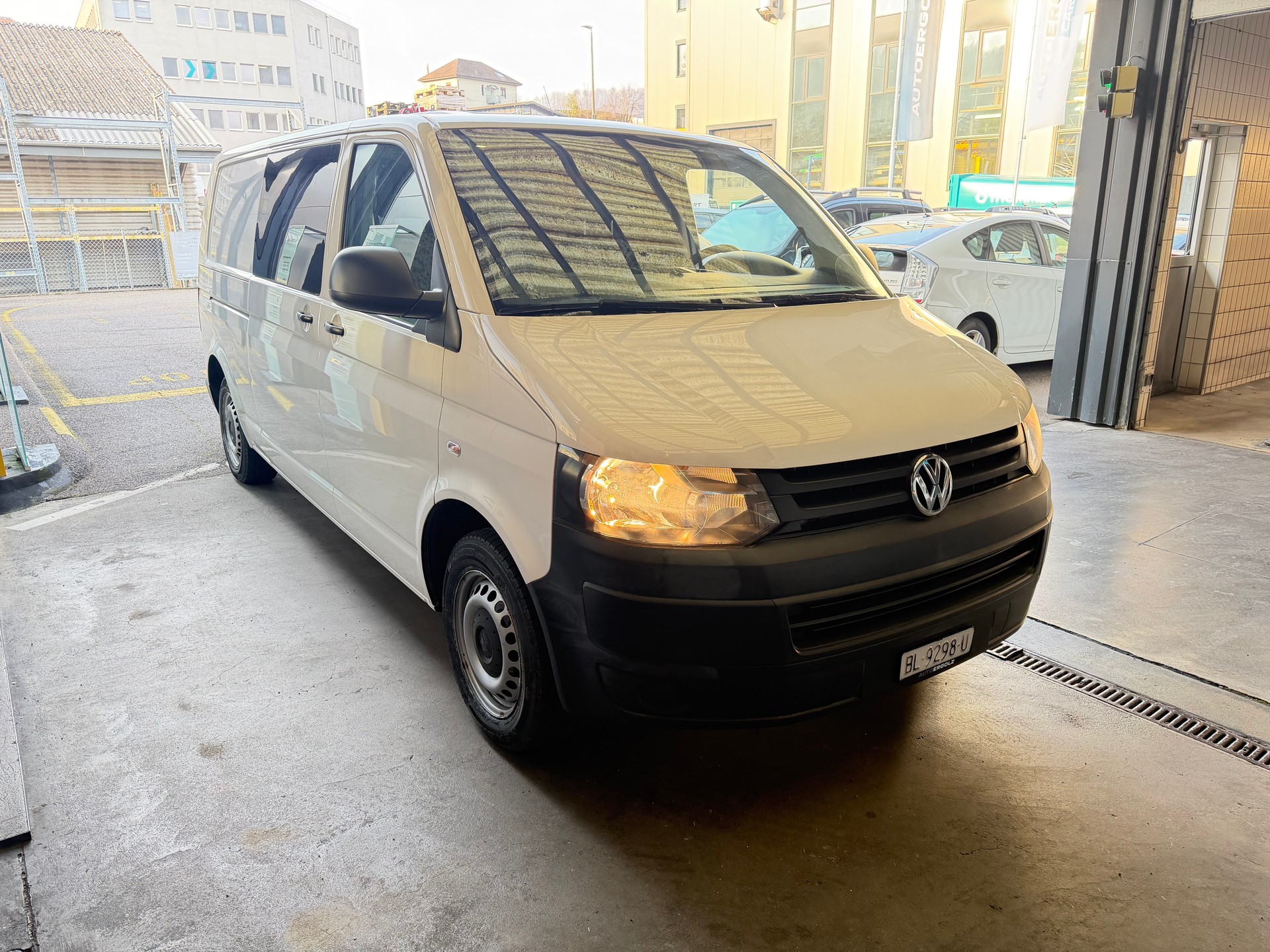 VW T5 2.0 TDI 4Motion L2-image-2