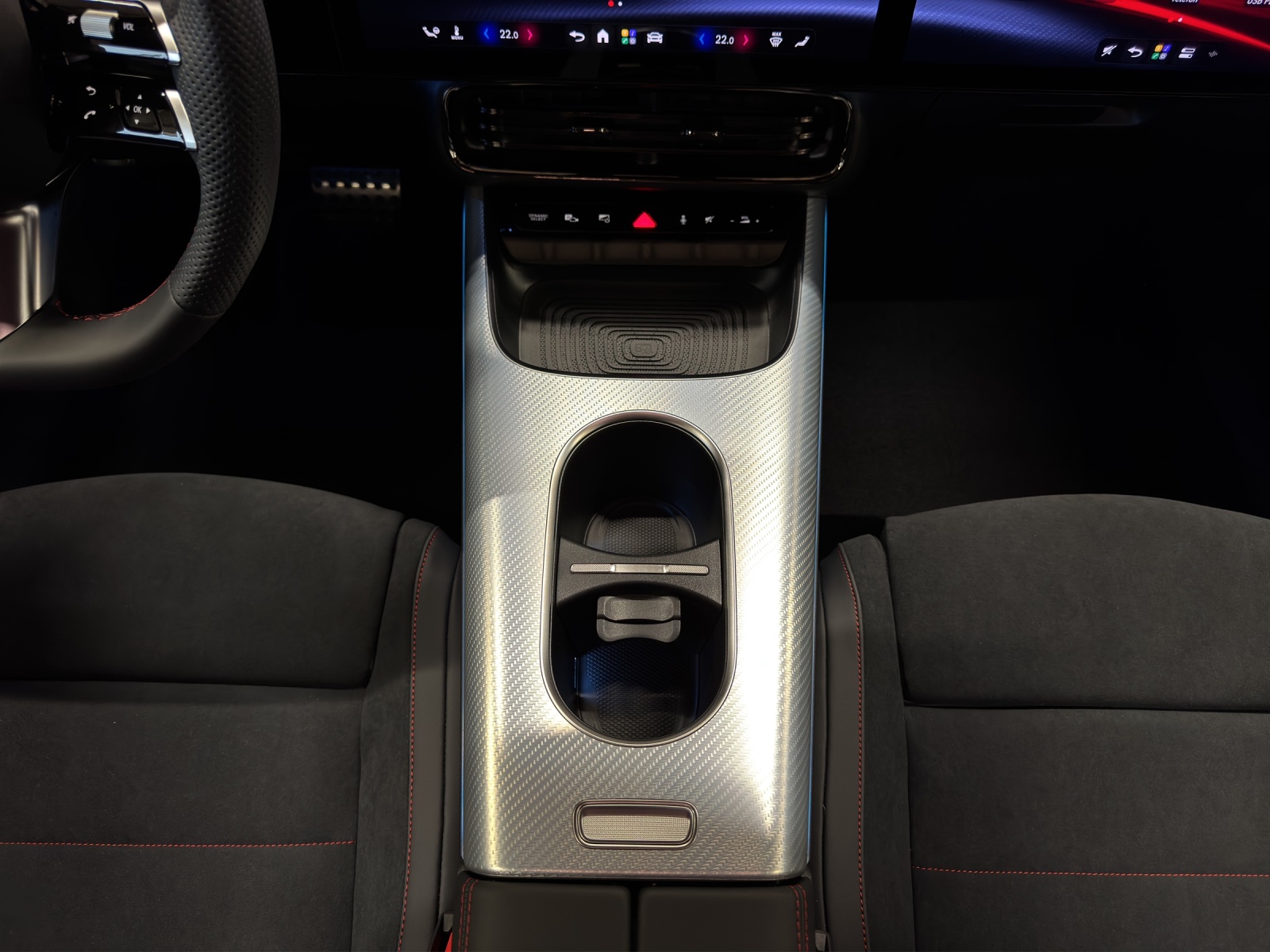 MERCEDES-BENZ CLA SB 350 4M 85 kWh EQ-image-13