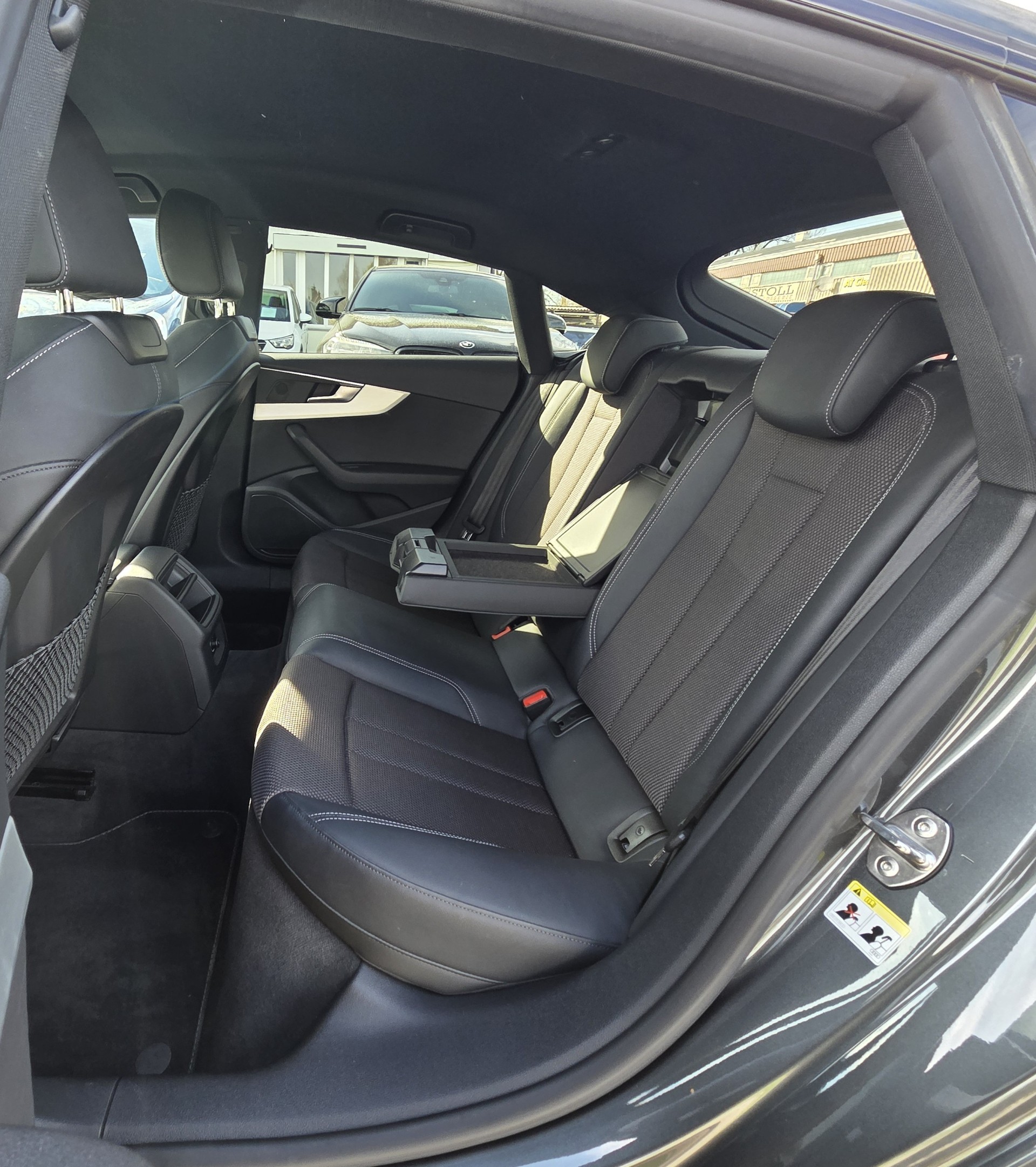 AUDI A5 Sportback 2.0 TFSI Sport S-tronic-image-15