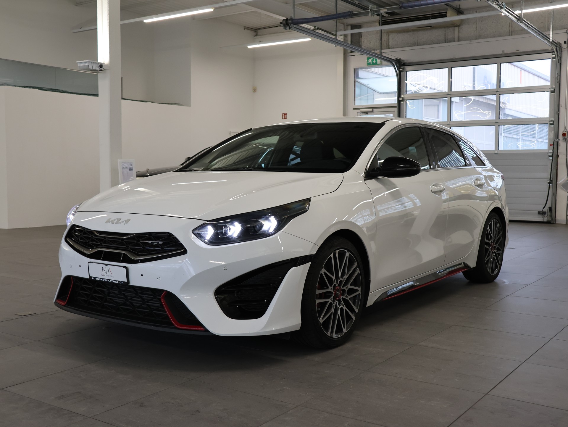 KIA ProCeed 1.6 T-GDi GT DCT *JBL Anlage * *Rückfahrkamera* *Memory Packet*-showroom-element-3