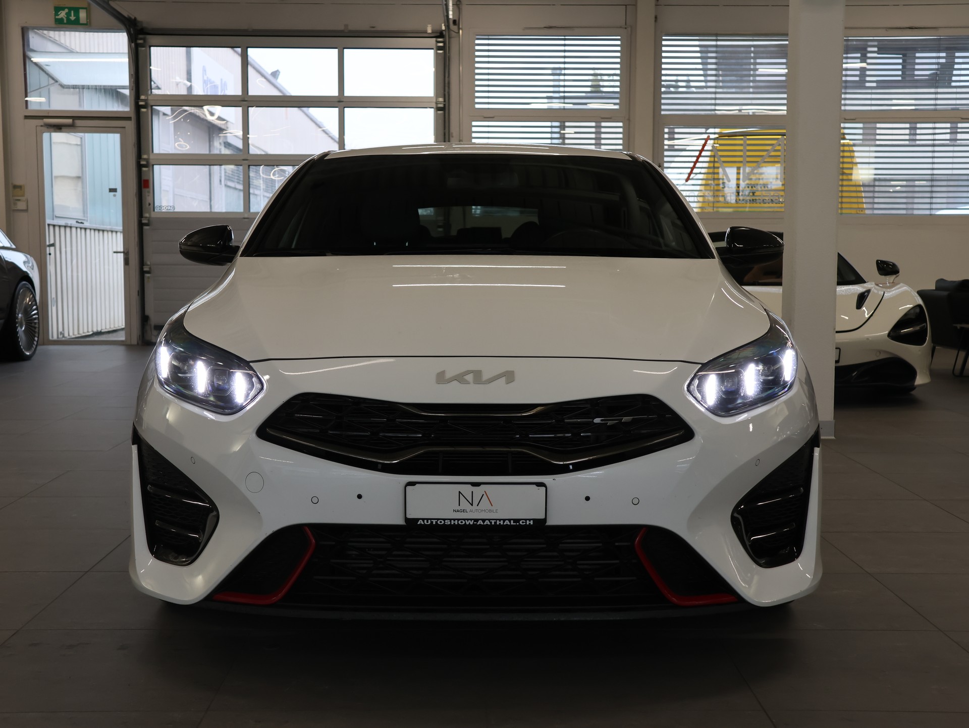 KIA ProCeed 1.6 T-GDi GT DCT *JBL Anlage * *Rückfahrkamera* *Memory Packet*-showroom-element-2