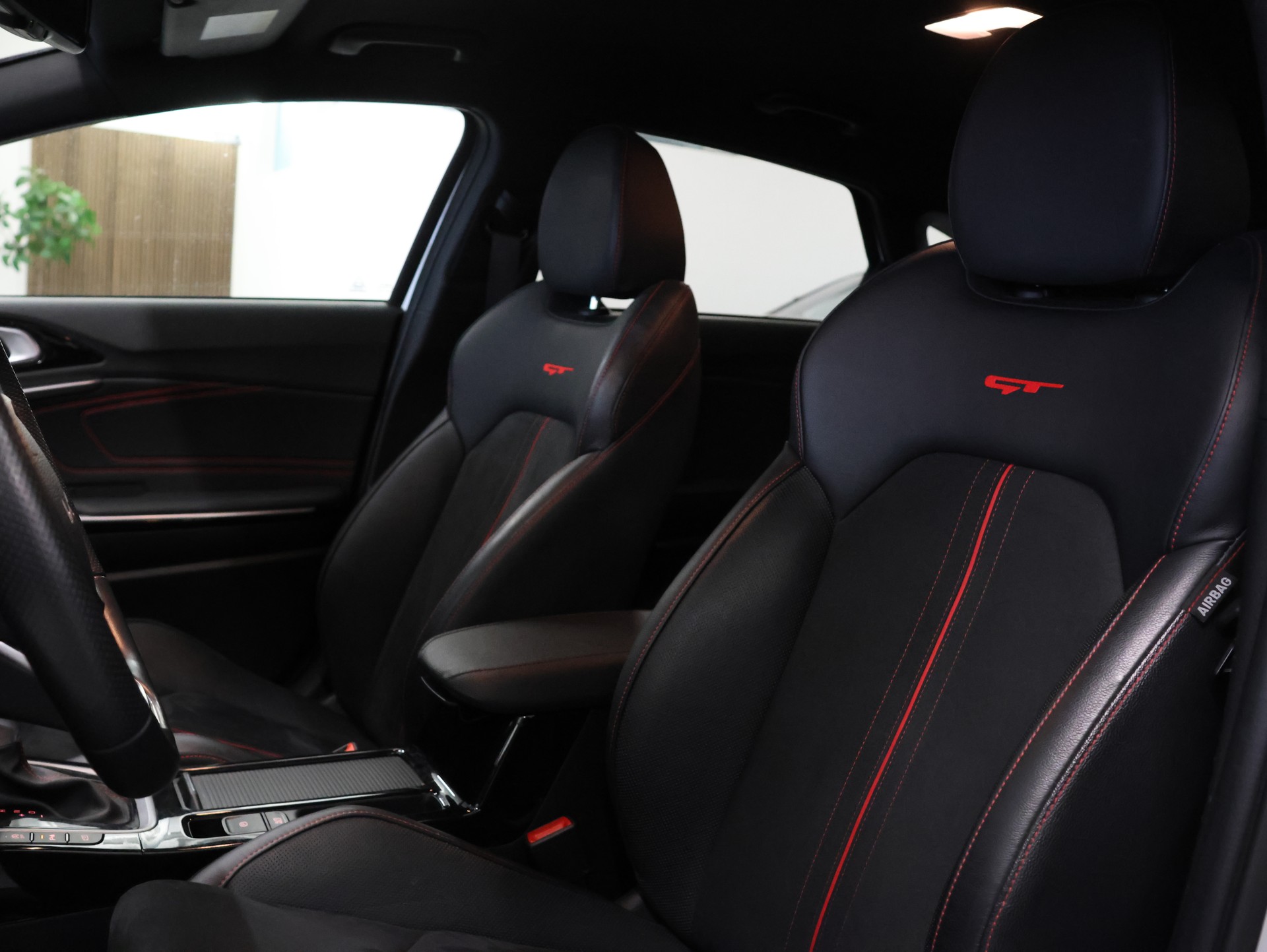 KIA ProCeed 1.6 T-GDi GT DCT *JBL Anlage * *Rückfahrkamera* *Memory Packet*-image-16