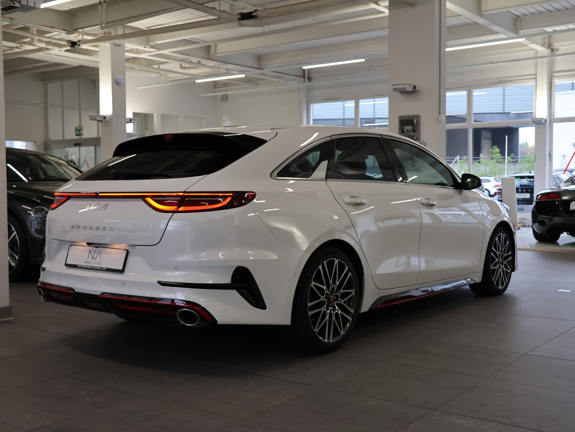 KIA ProCeed 1.6 T-GDi GT DCT *JBL Anlage * *Rückfahrkamera* *Memory Packet*-image-5