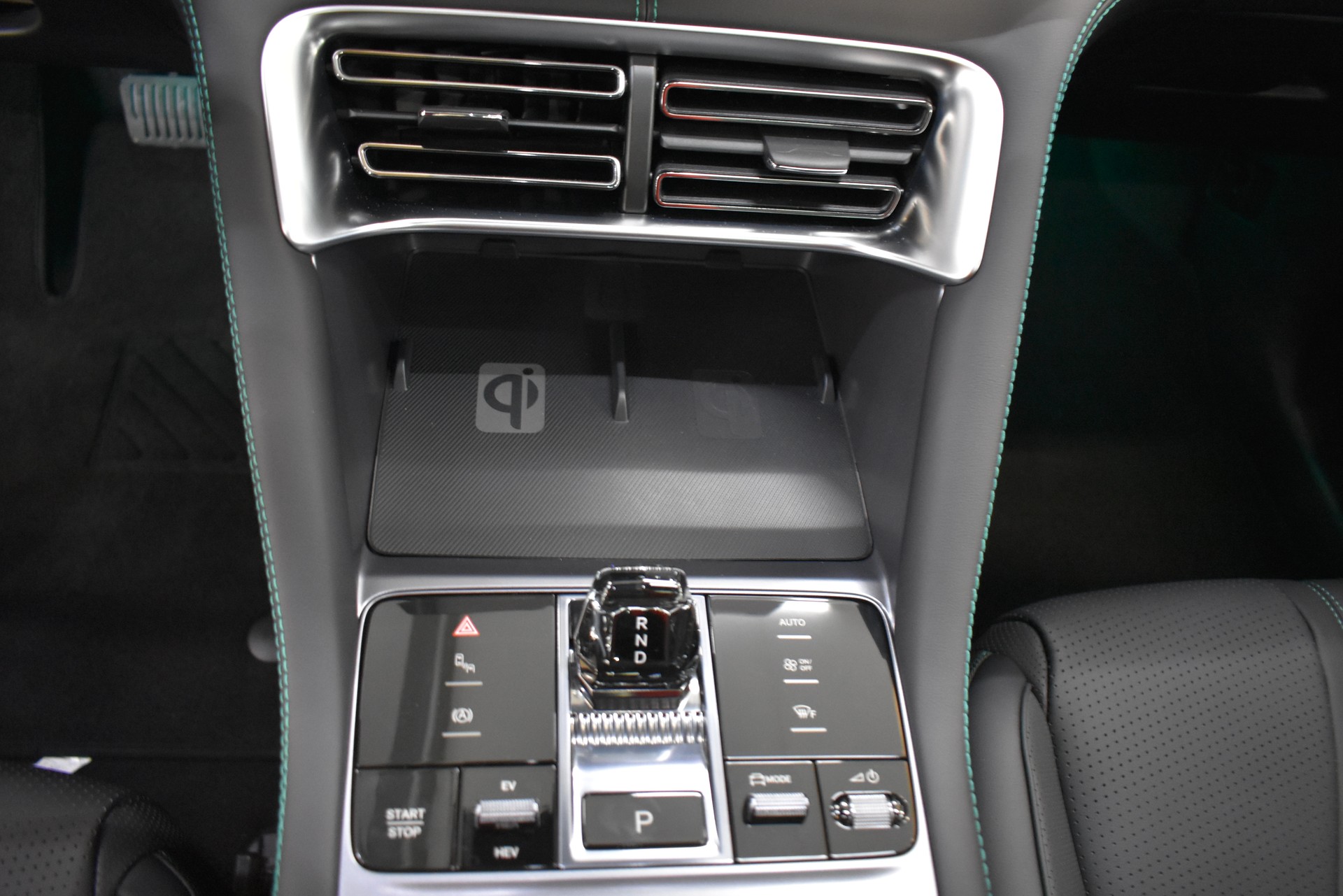 BYD Seal U DM-i Design AWD-image-15