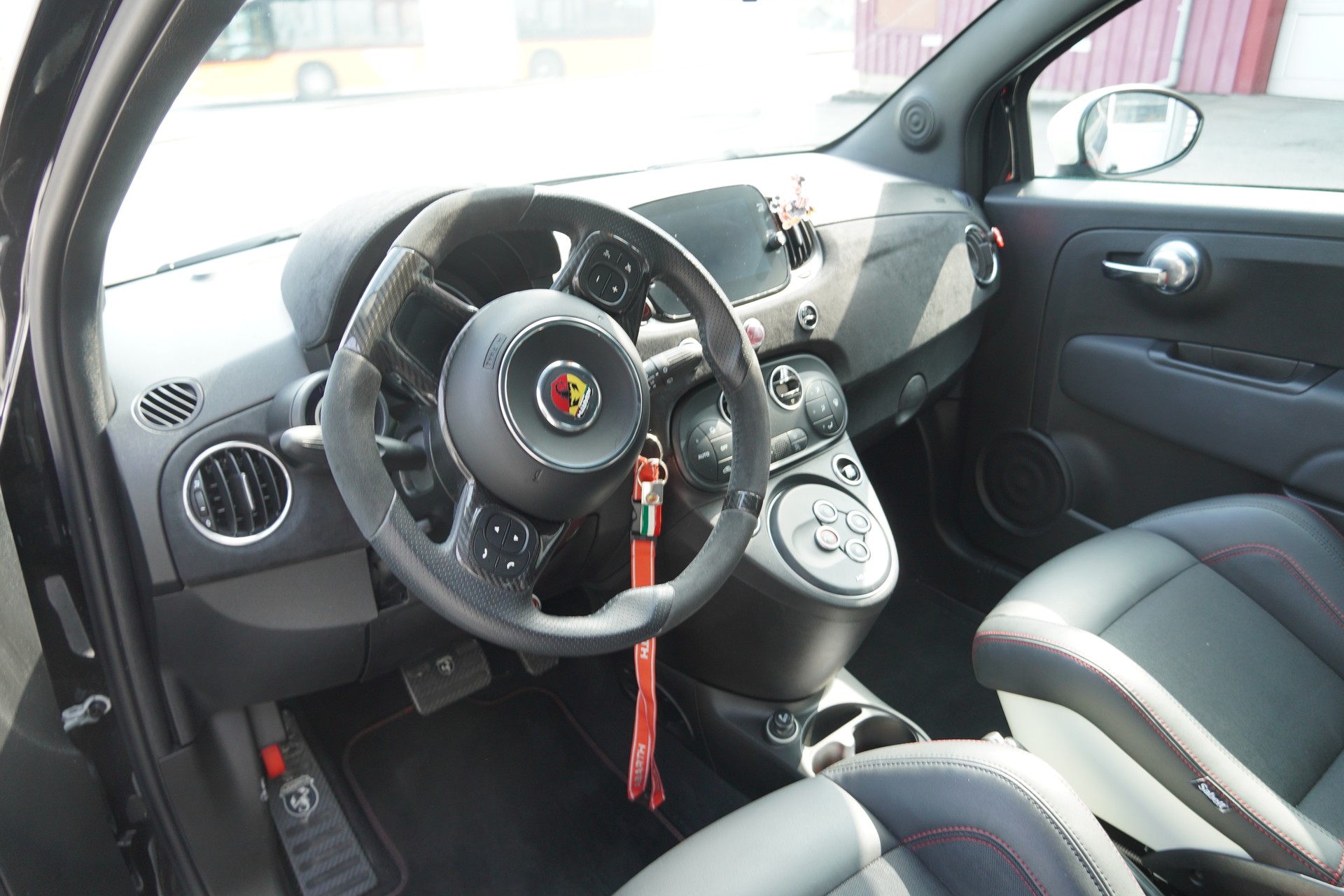 FIAT Abarth 695 Esseesse 1.4 T-Jet 180 – One of 695-image-12