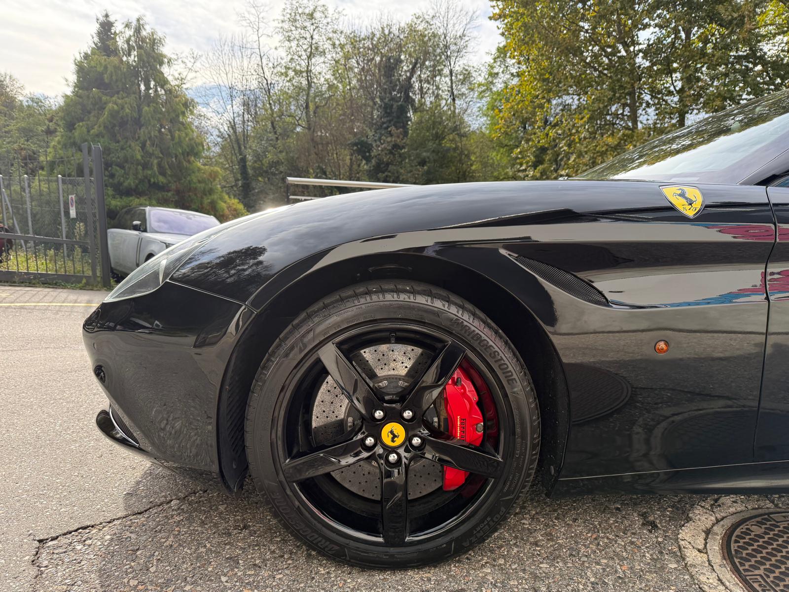 FERRARI California 3.9 V8 T-image-3