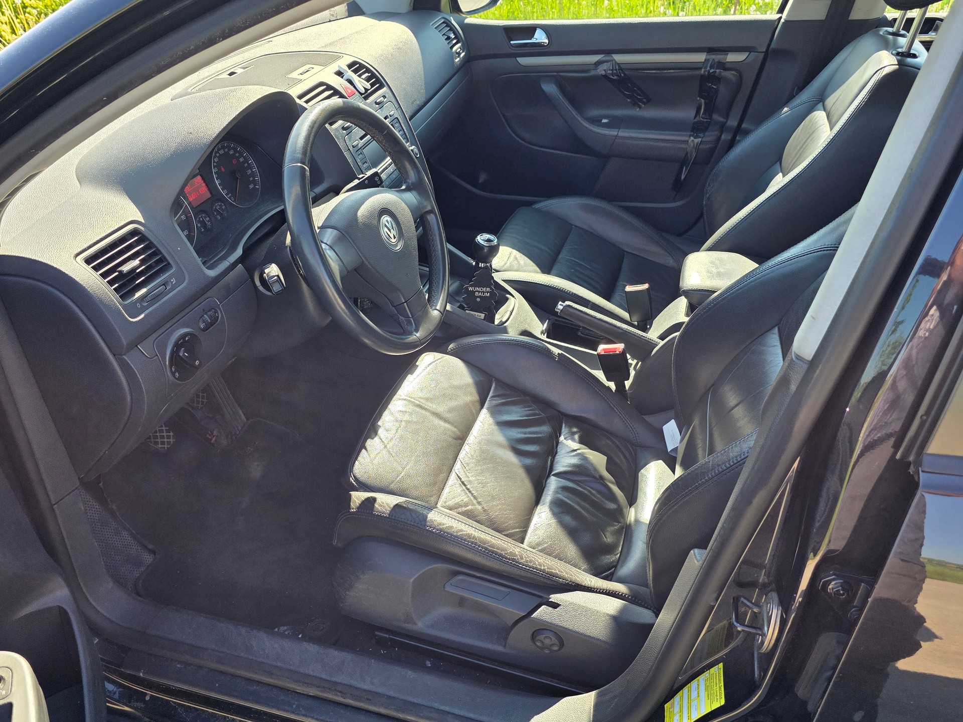 VW Golf 2.0 FSI Sportline 4Motion-image-6