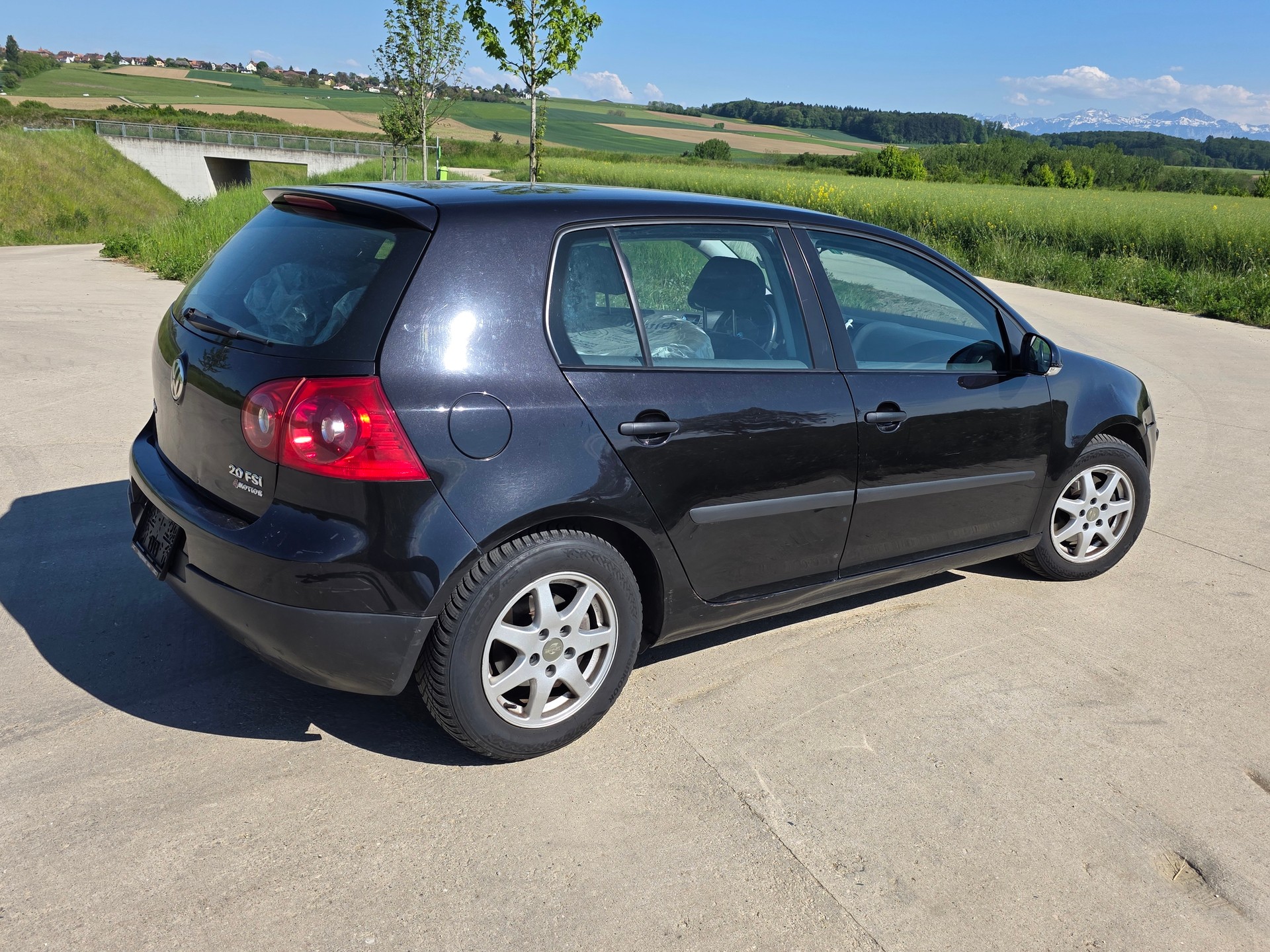 VW Golf 2.0 FSI Sportline 4Motion-image-3