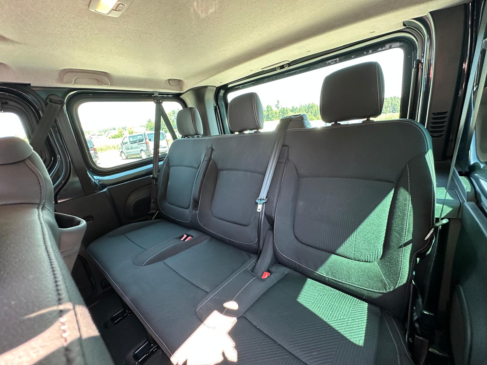 NISSAN Primastarr Kombi 2.8 t L1 H1 2. Tekna-image-7