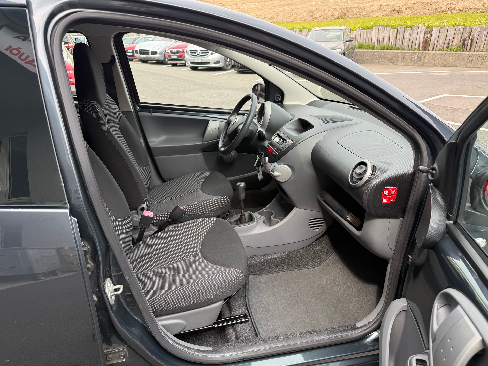 TOYOTA Aygo 1.0 Linea Luna-image-11