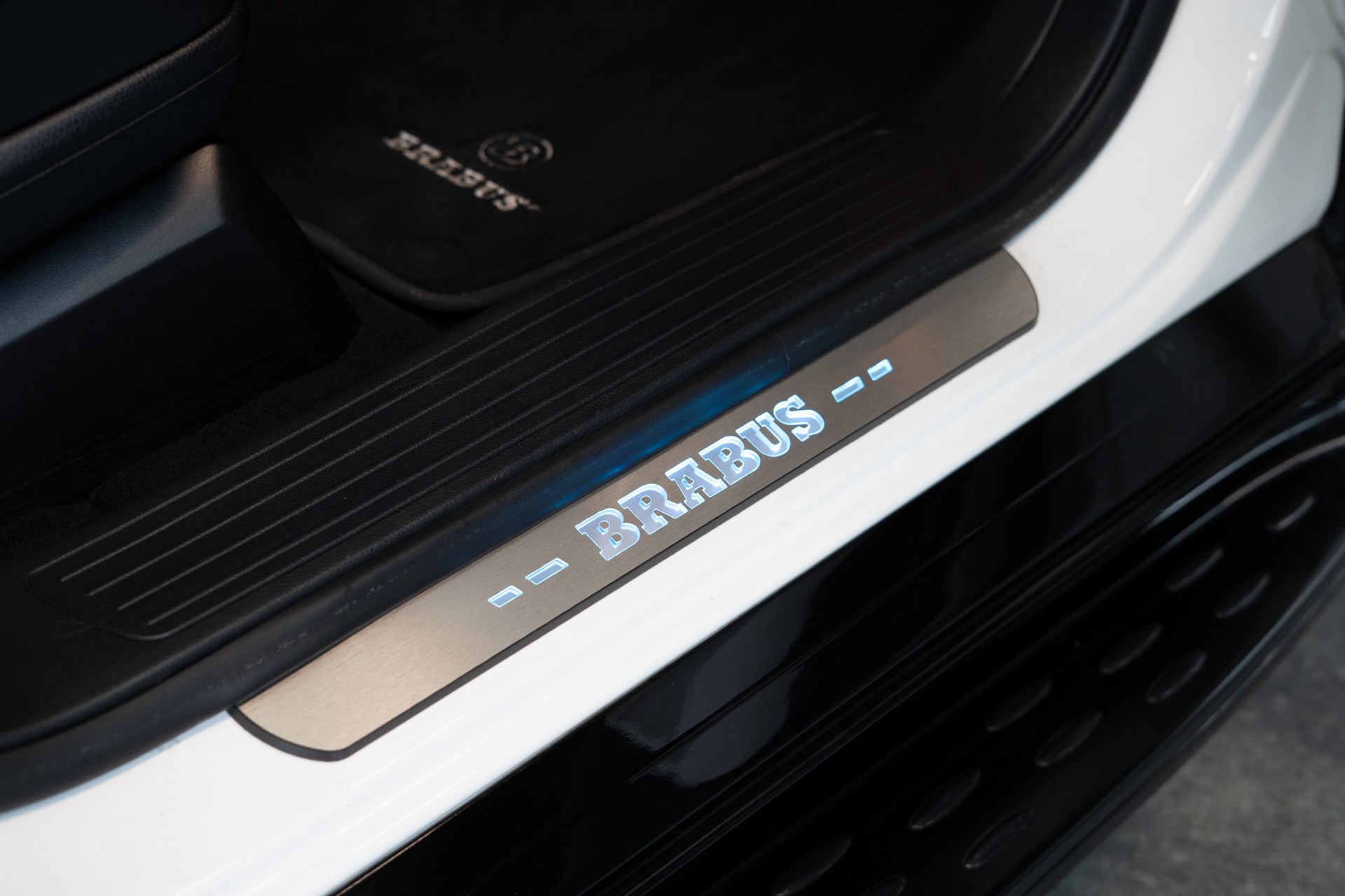 MERCEDES-BENZ GLE Coupé 63S / Brabus / Panorama / Bang&Olufsen-image-17