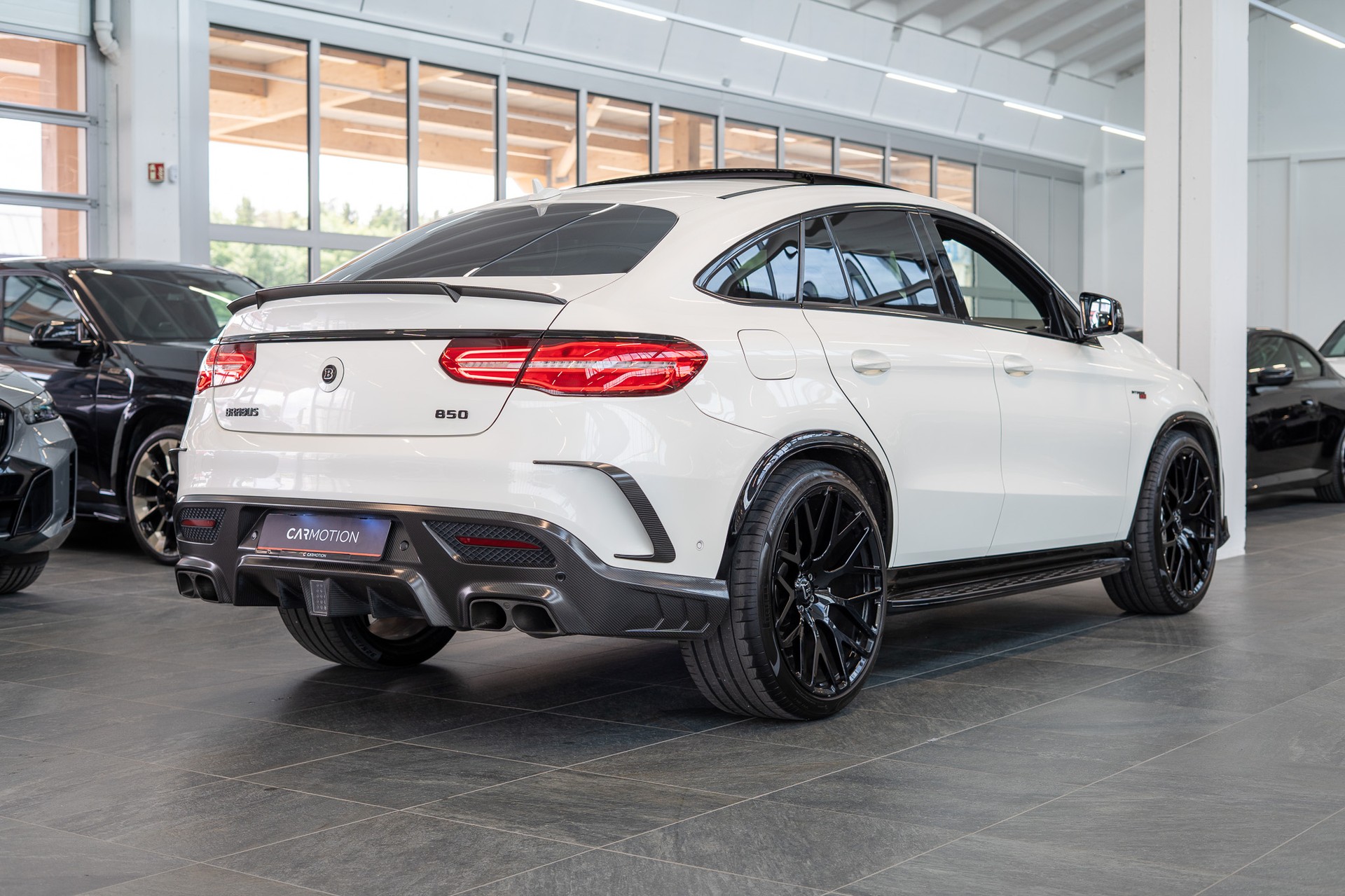 MERCEDES-BENZ GLE Coupé 63S / Brabus / Panorama / Bang&Olufsen-showroom-element-3