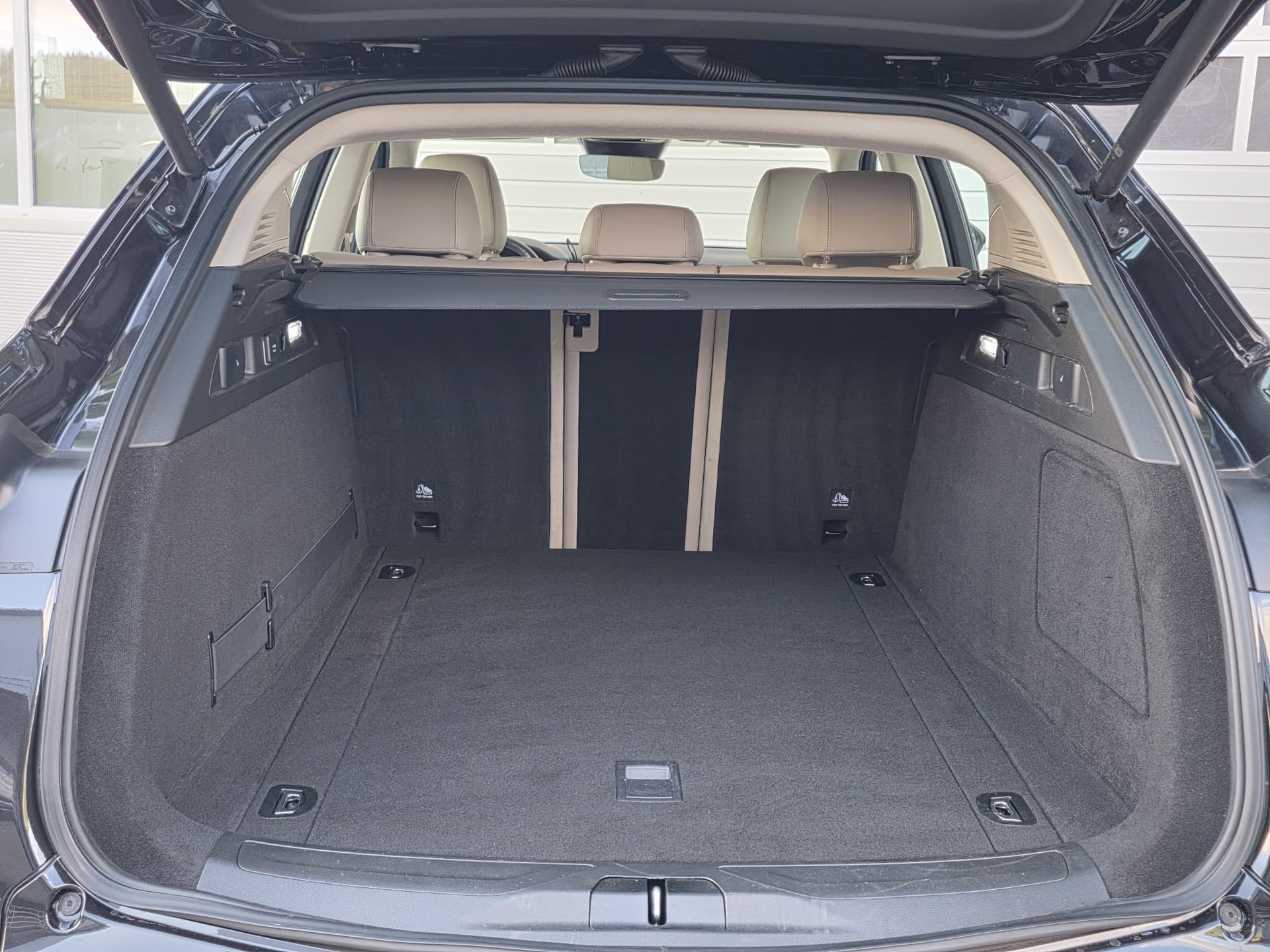 MASERATI Grecale 2.0 MHEV GT Hybrid Automatica ** ASSISTENZ PAKET PLUS - KOMFORT PAKET -360° KAMERA -SONOS FABER SOUND - ADAPTIVE LED -**-image-8