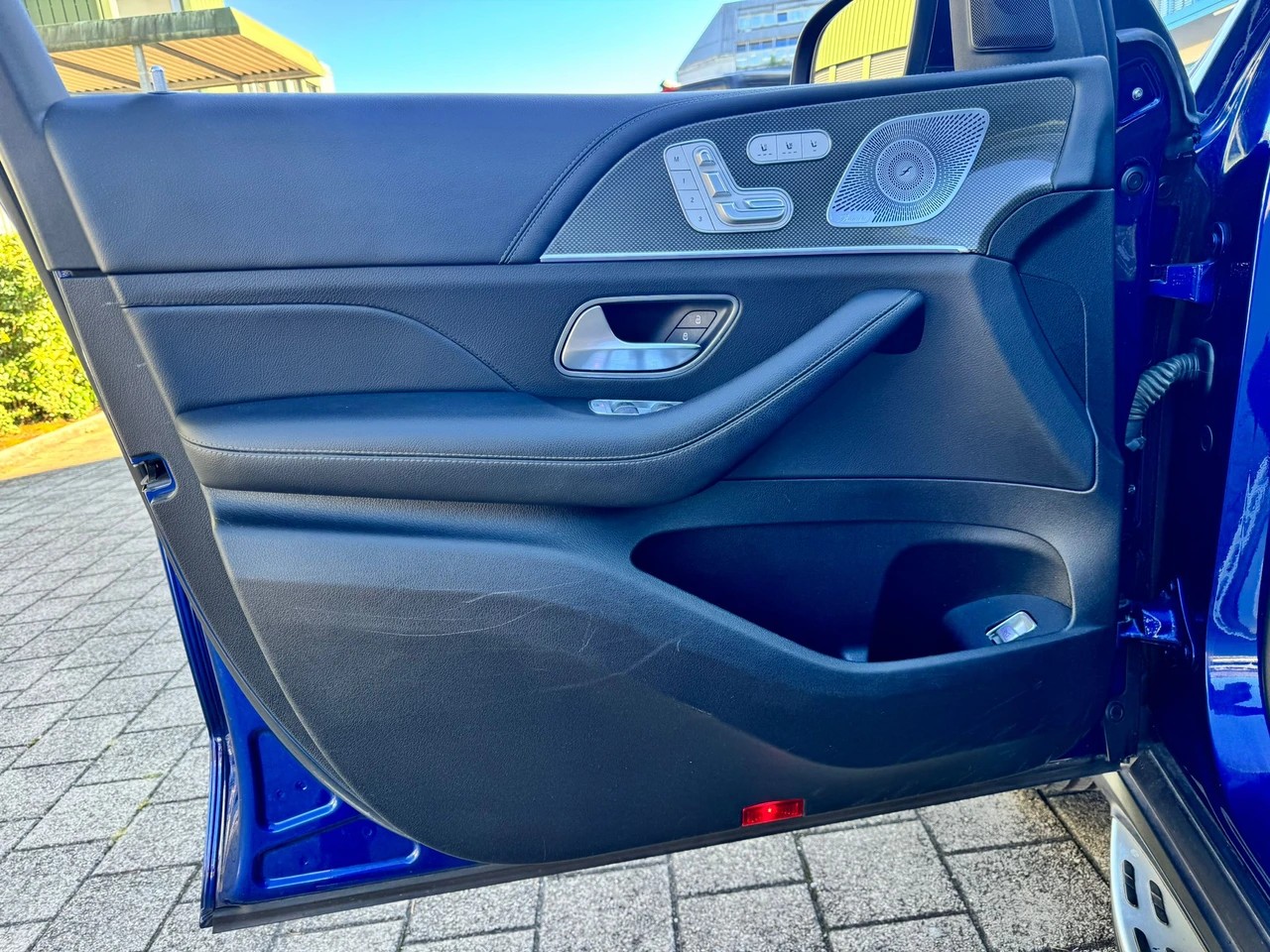 MERCEDES-BENZ GLE 450 AMG Line 4matic CH FAHRZEUG 7PLÄTZER-image-24