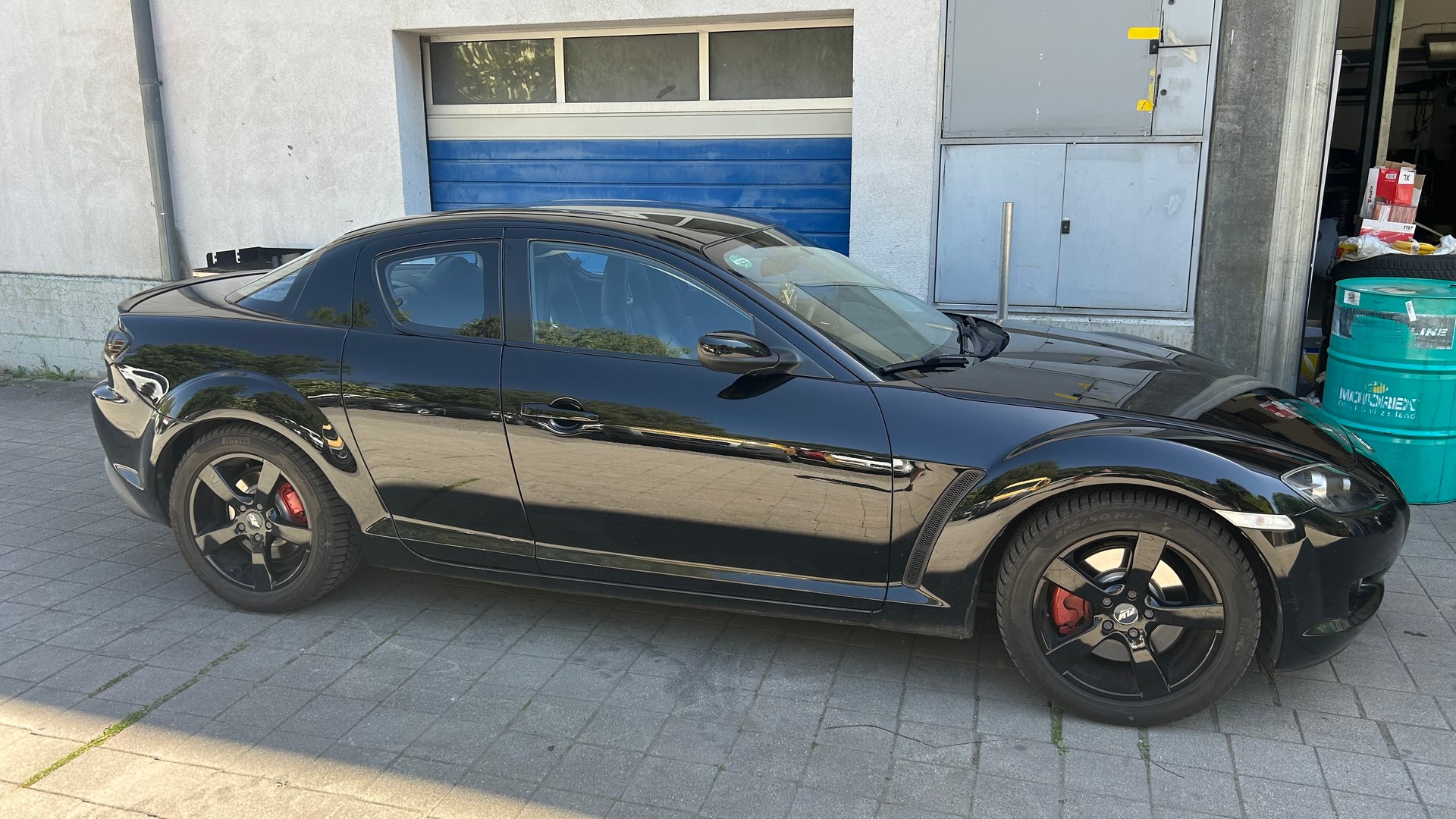 MAZDA RX-8 Revolution-image-1