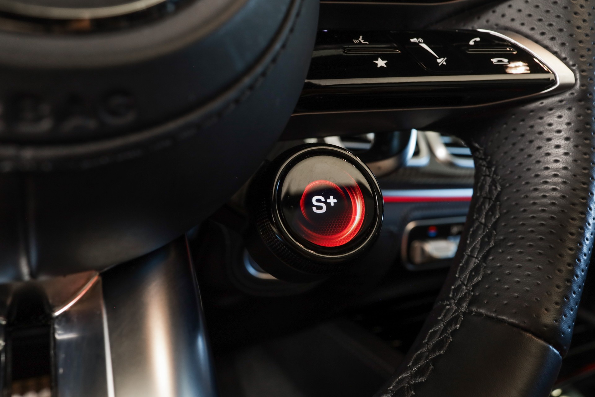 MERCEDES-BENZ GLE 53 AMG 4Matic+ 9G-Speedshift-image-22