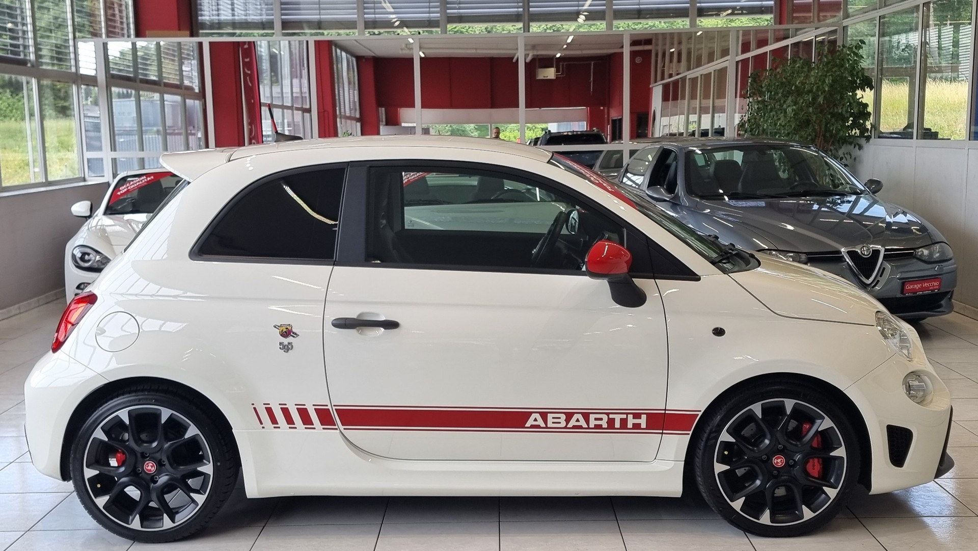 FIAT 595 Abarth 1.4 T-Jet 180 Competizione-image-5