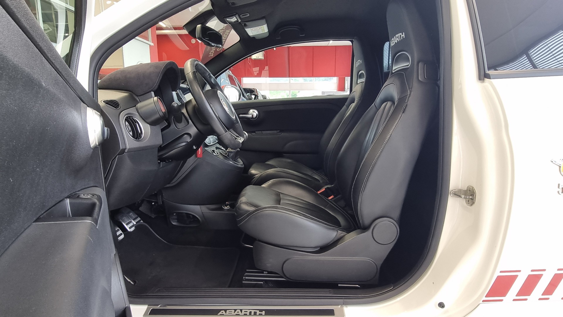 FIAT 595 Abarth 1.4 T-Jet 180 Competizione-image-20
