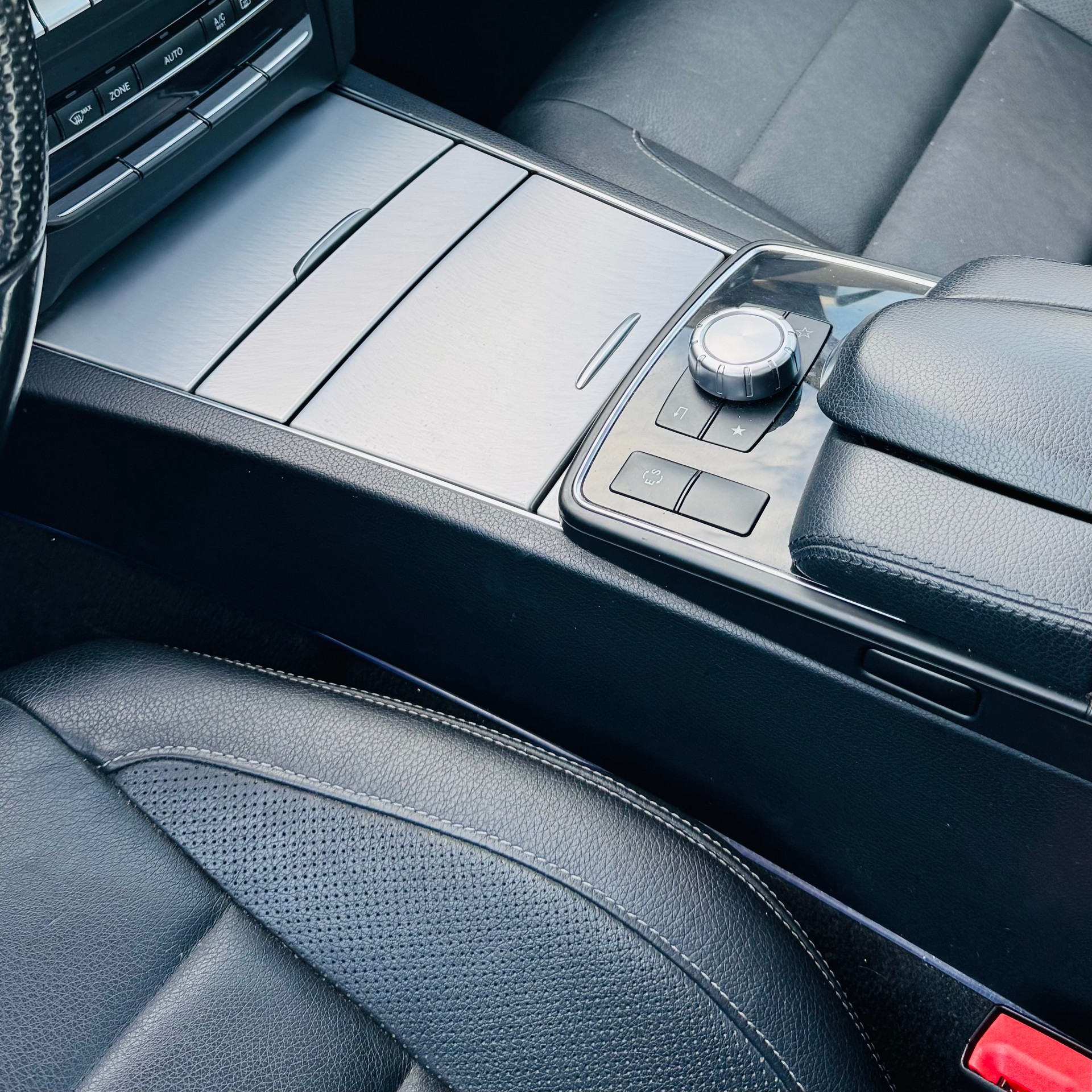 MERCEDES-BENZ E 250 7G-Tronic-image-10