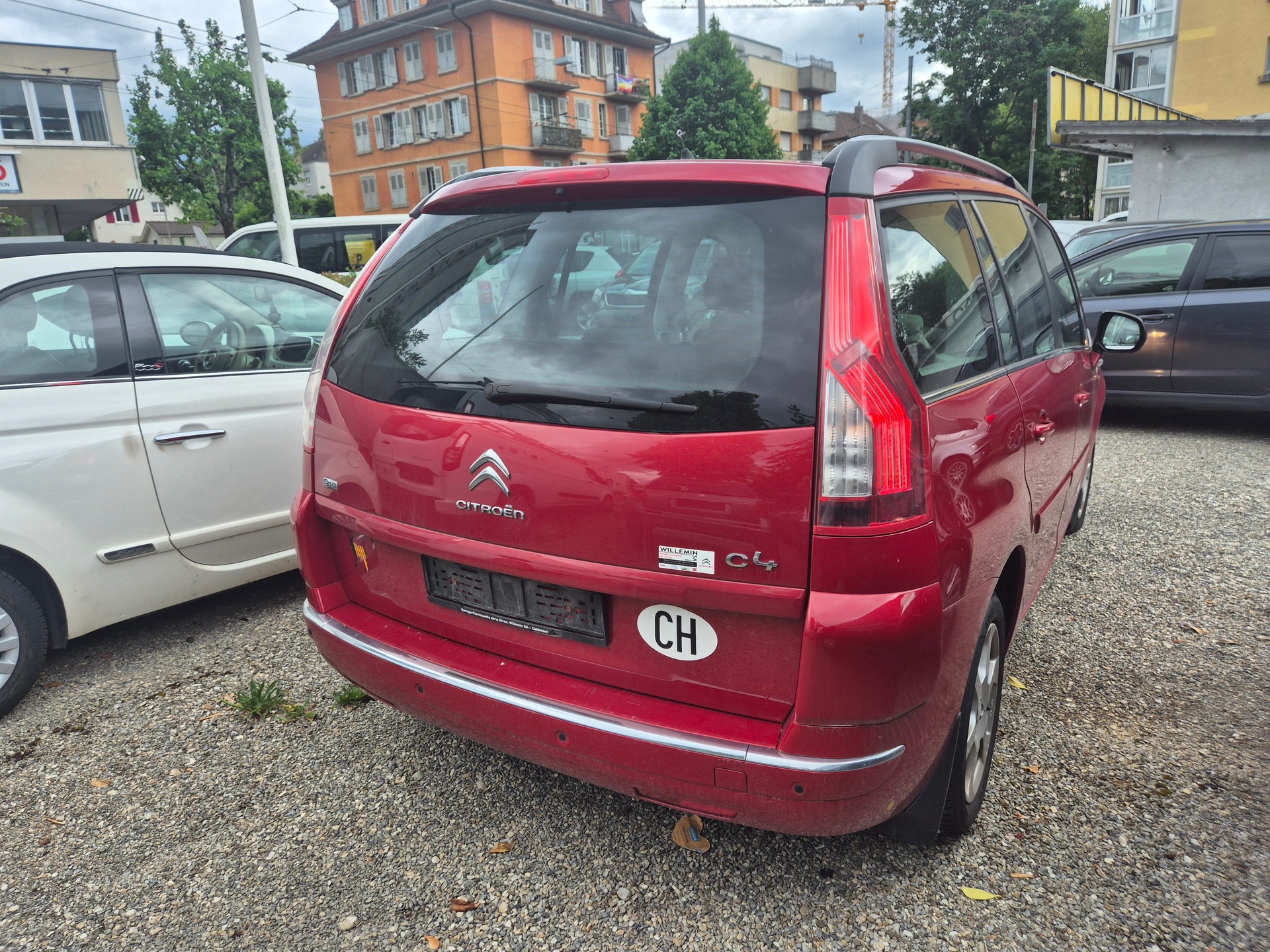 CITROEN Grand C4 Picasso 1.6 HDI 16V Attraction EGS6-image-4