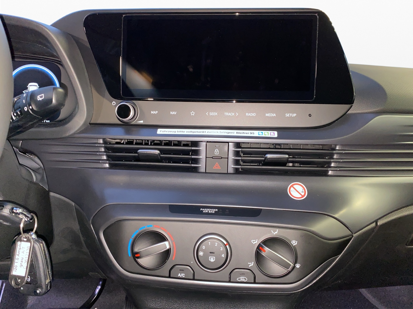 HYUNDAI i20 1.0 T-GDi Amplia-image-14
