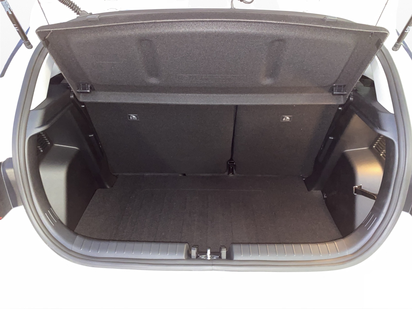 HYUNDAI i20 1.0 T-GDi Amplia-image-15