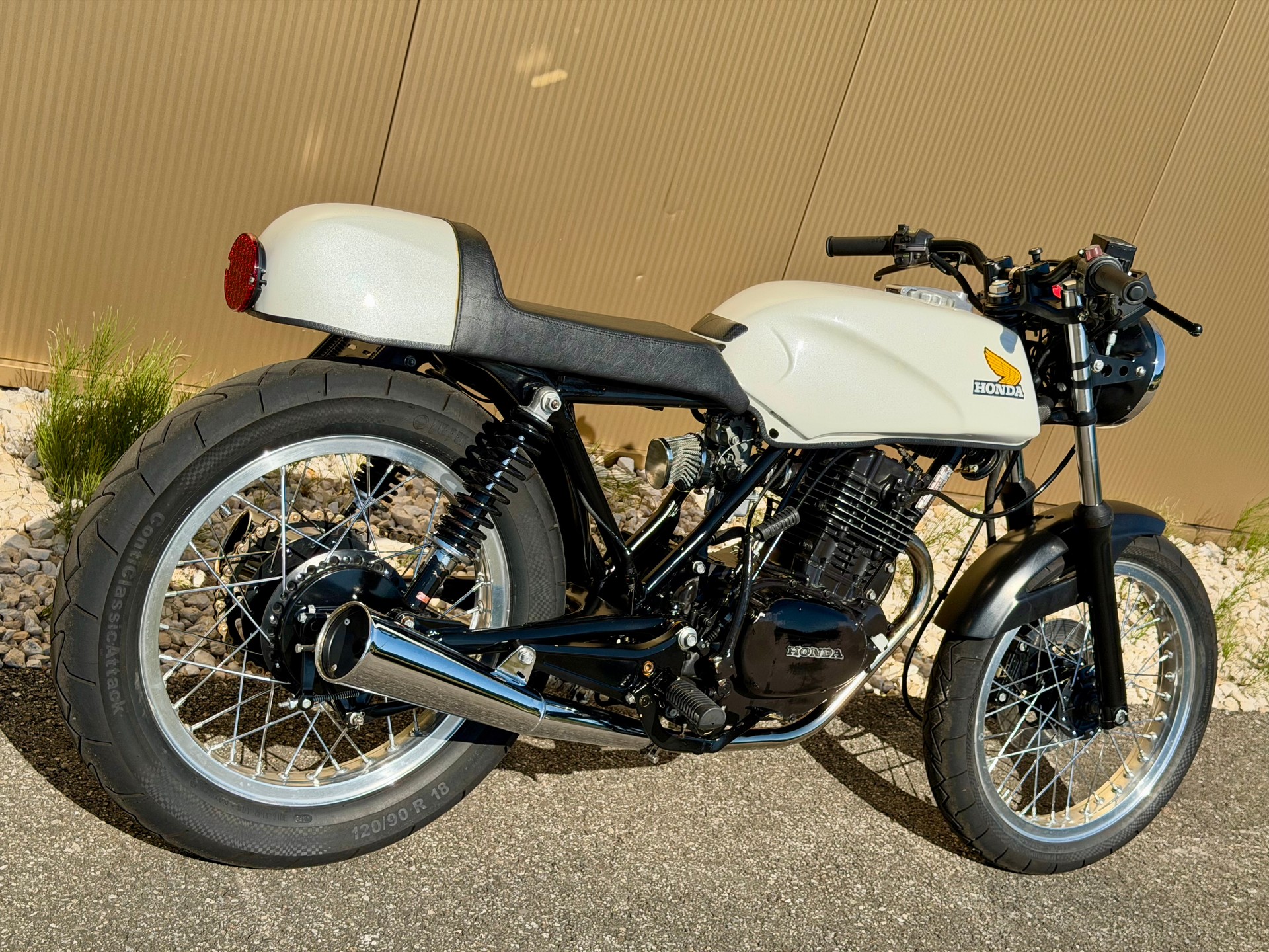 HONDA CB 250 RS CAFE RACER-image-4