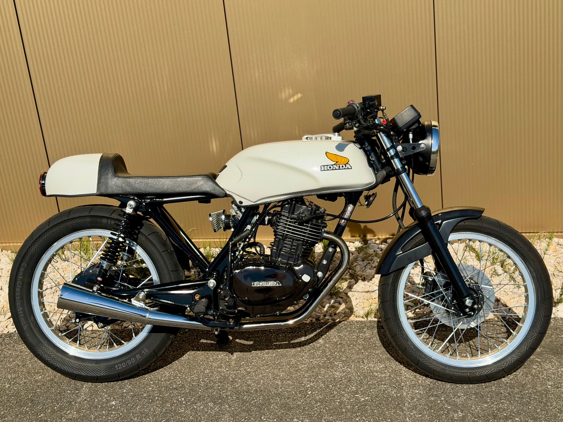 HONDA CB 250 RS CAFE RACER-image-3