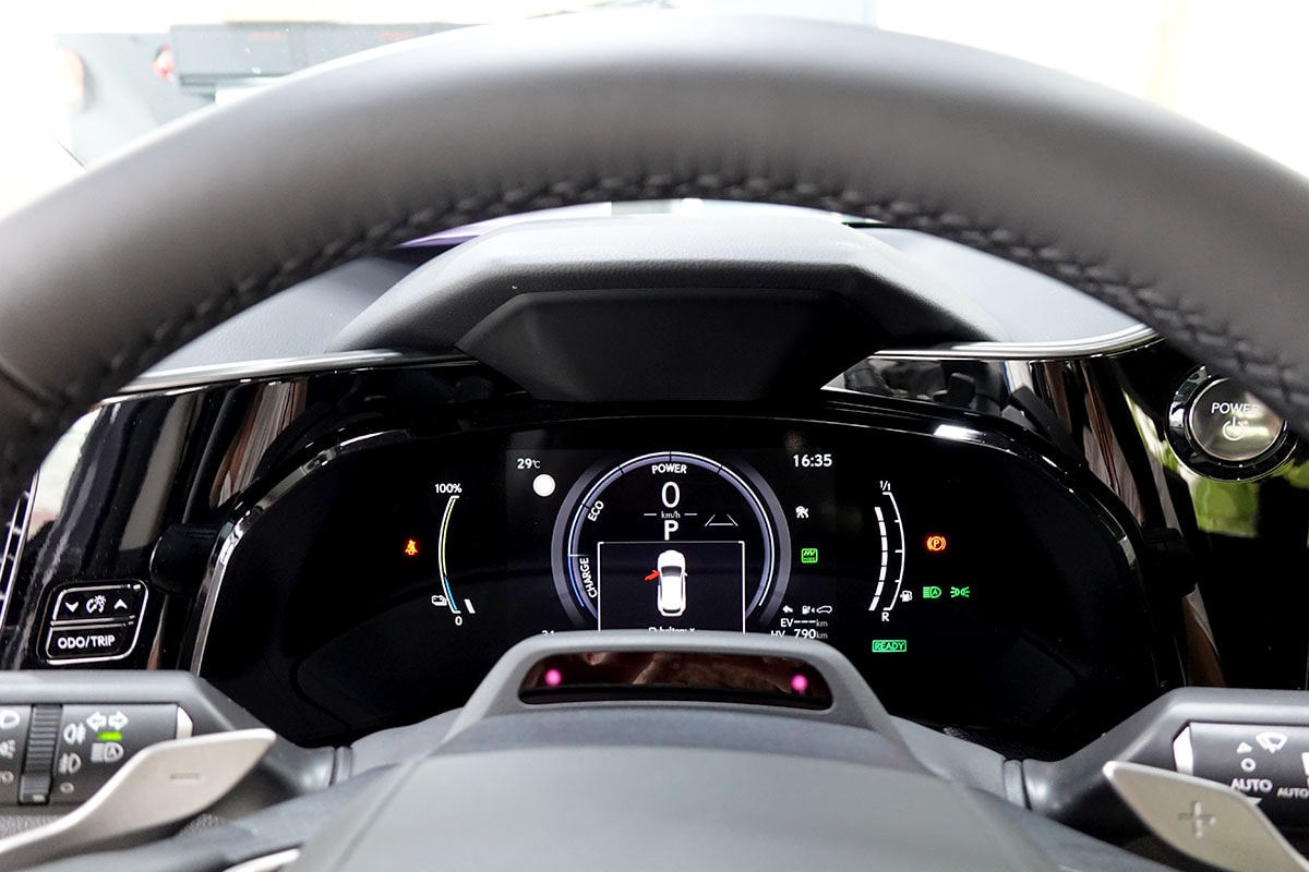 LEXUS NX 450h+ E-FOUR Excellence Panoramaglasdach-image-14