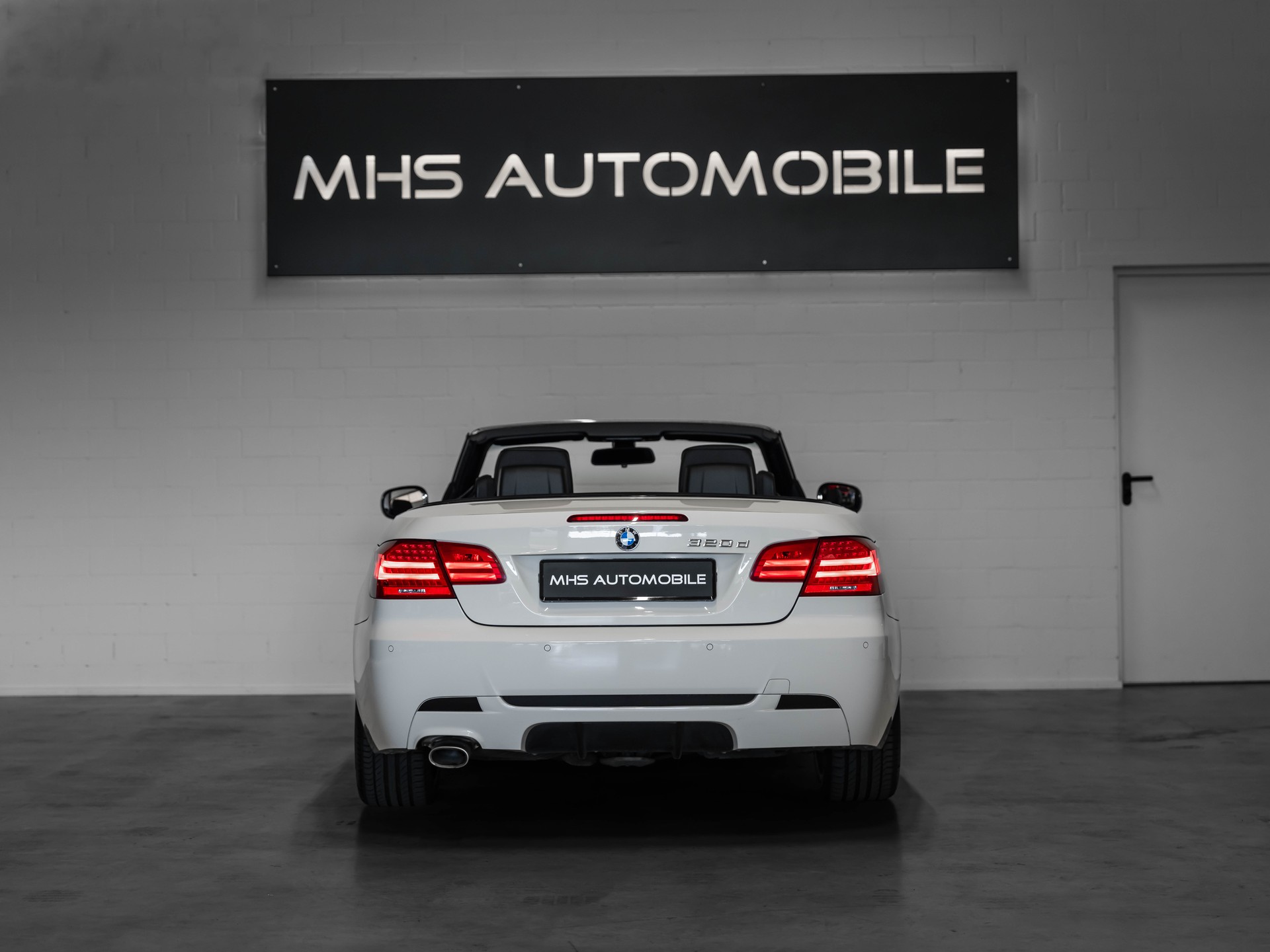 BMW 320d Cabriolet Steptronic-image-4
