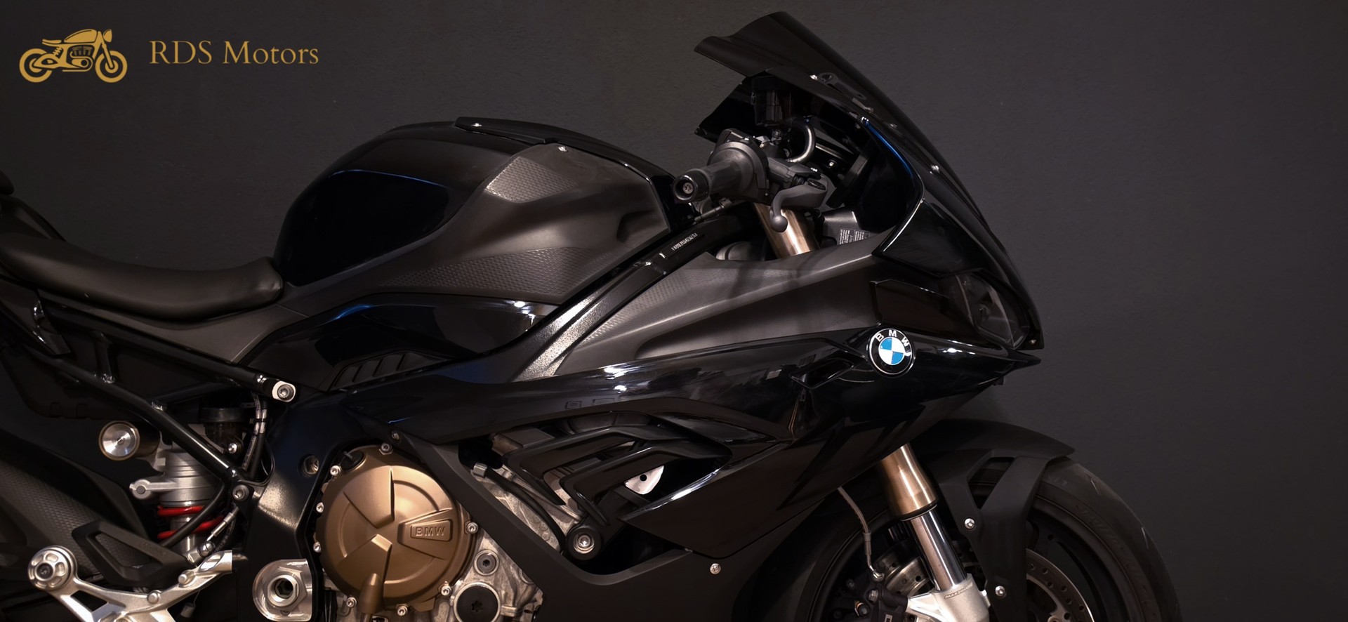 BMW S1000RR Black Edition SC Project-image-3