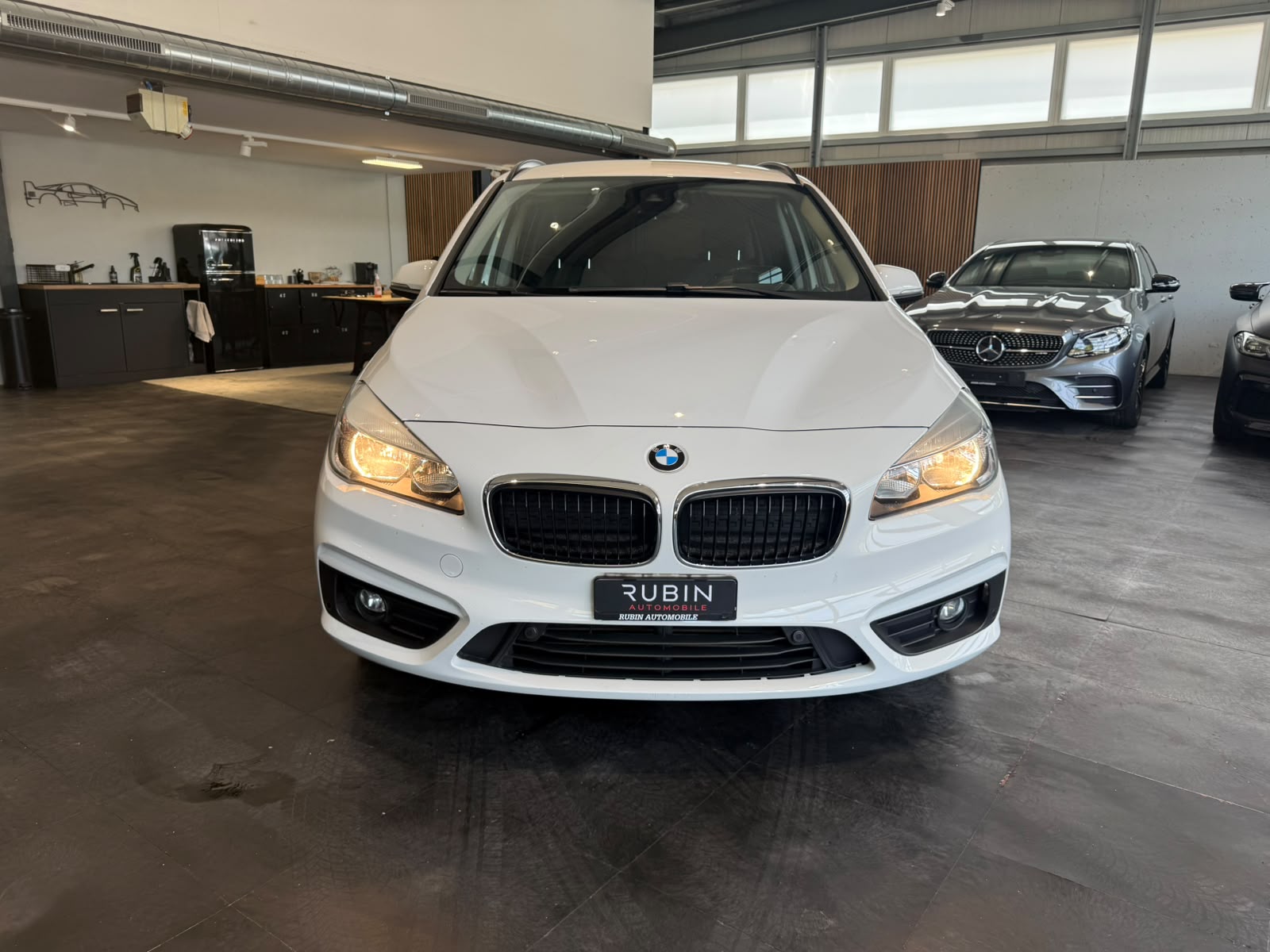 BMW 218d xDrive Gran Tourer Steptronic-image-8