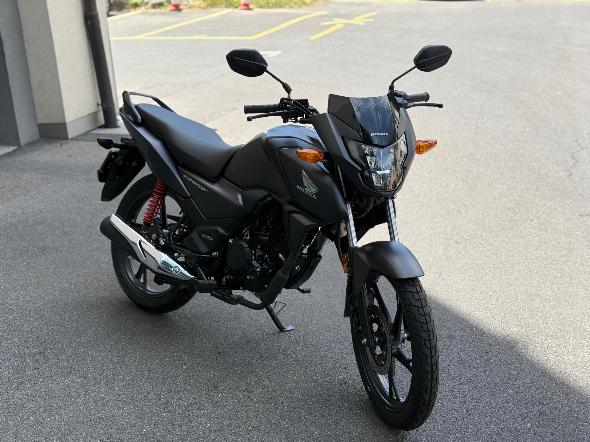 HONDA CBF 125 M-image-1